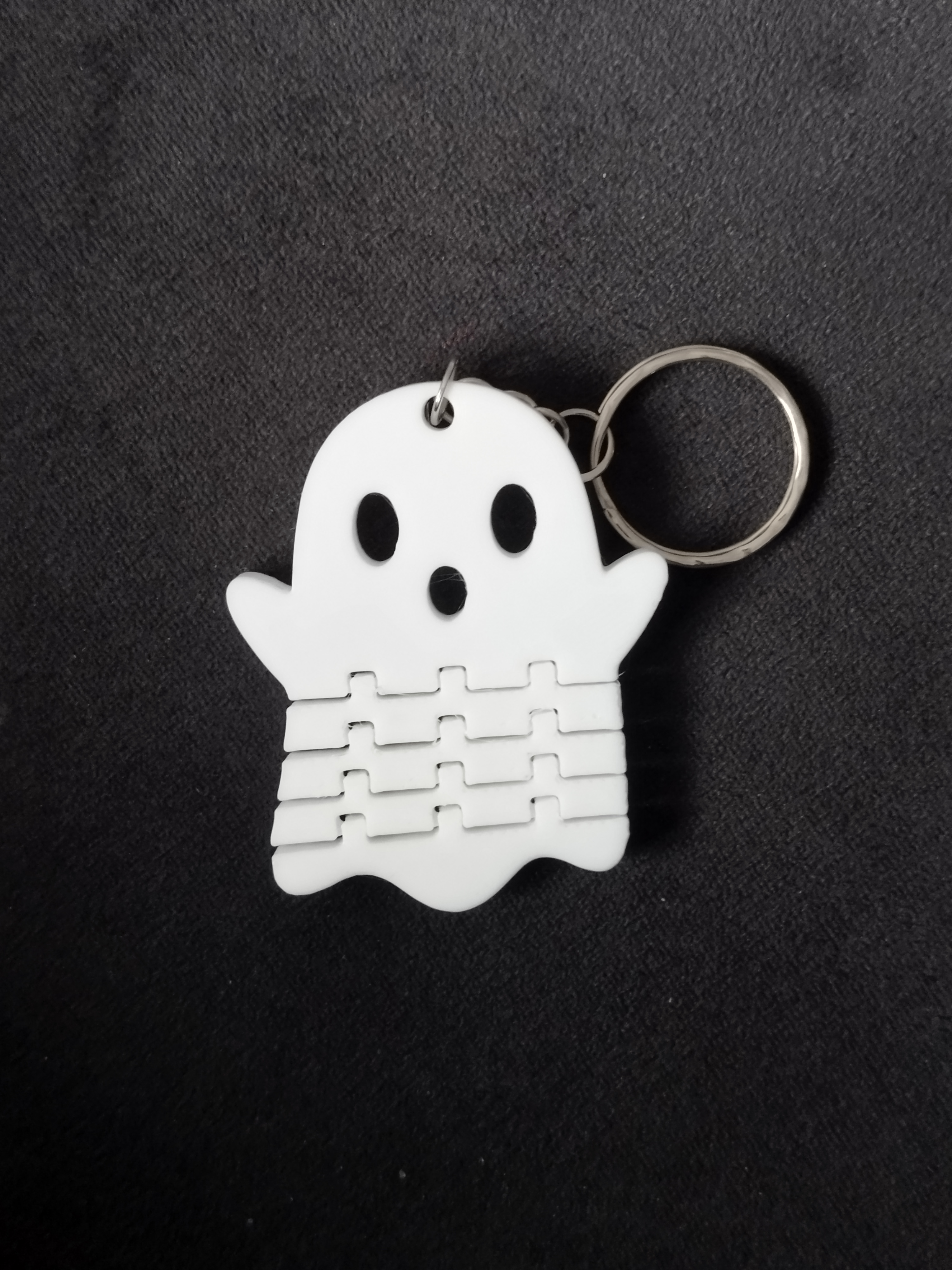 Articulated Ghost Keychain – Halloween 3D Printed Fidget Toy