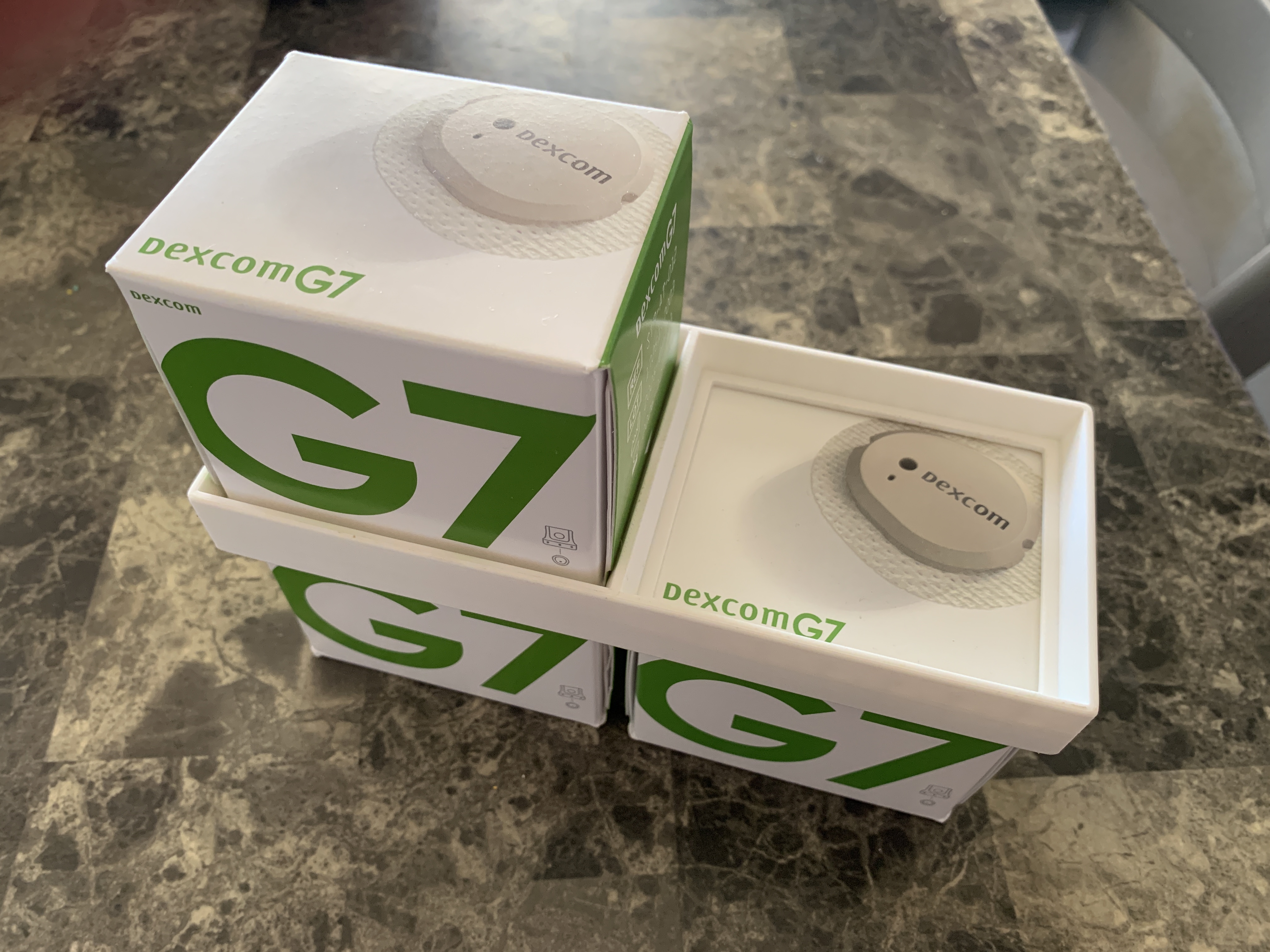 Dexcom G7 2+ stackable storage tray — miniatura 2