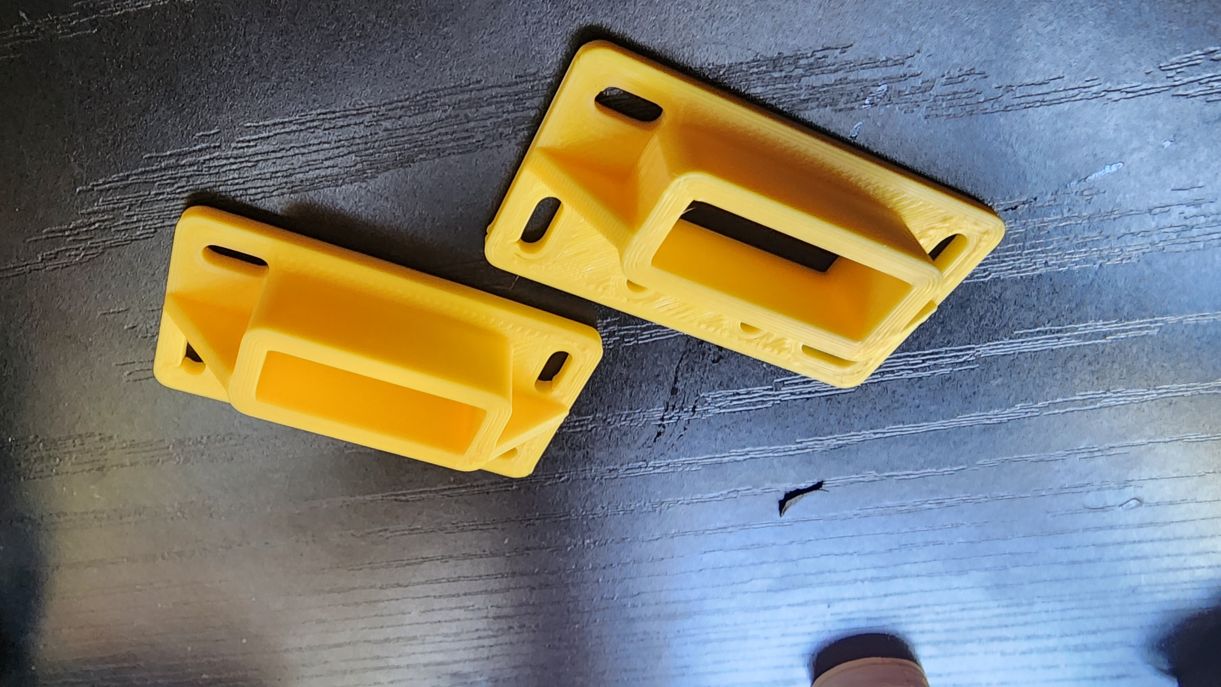 Miniatura 2 do modelo 3D Kitchen Drawer Bracket