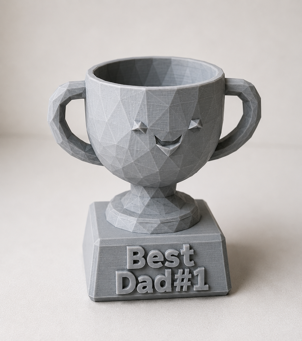 Miniatura 2 do modelo 3D Low Poly Best Dad Trophy
