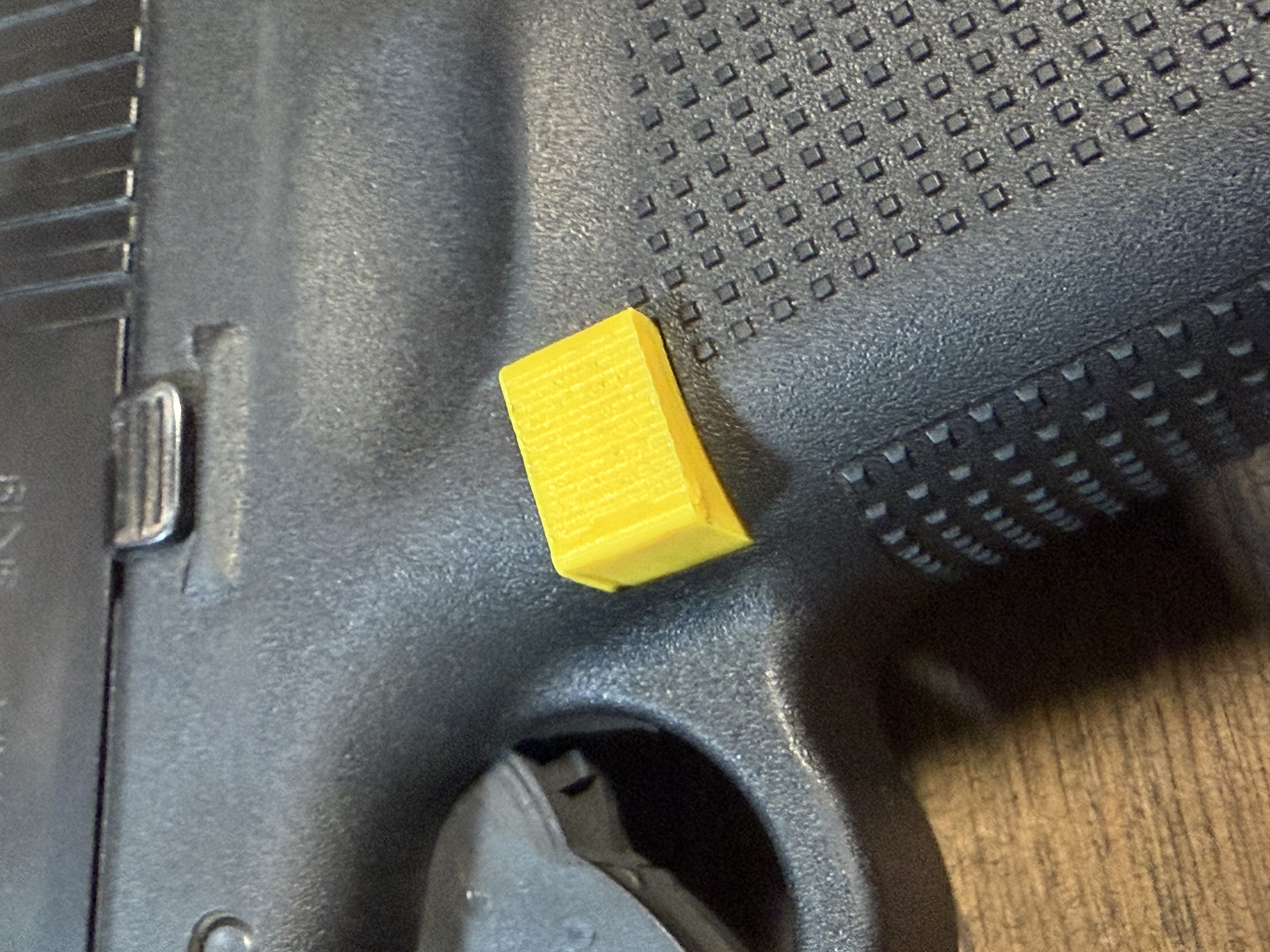 Glock Gen5 extended mag release