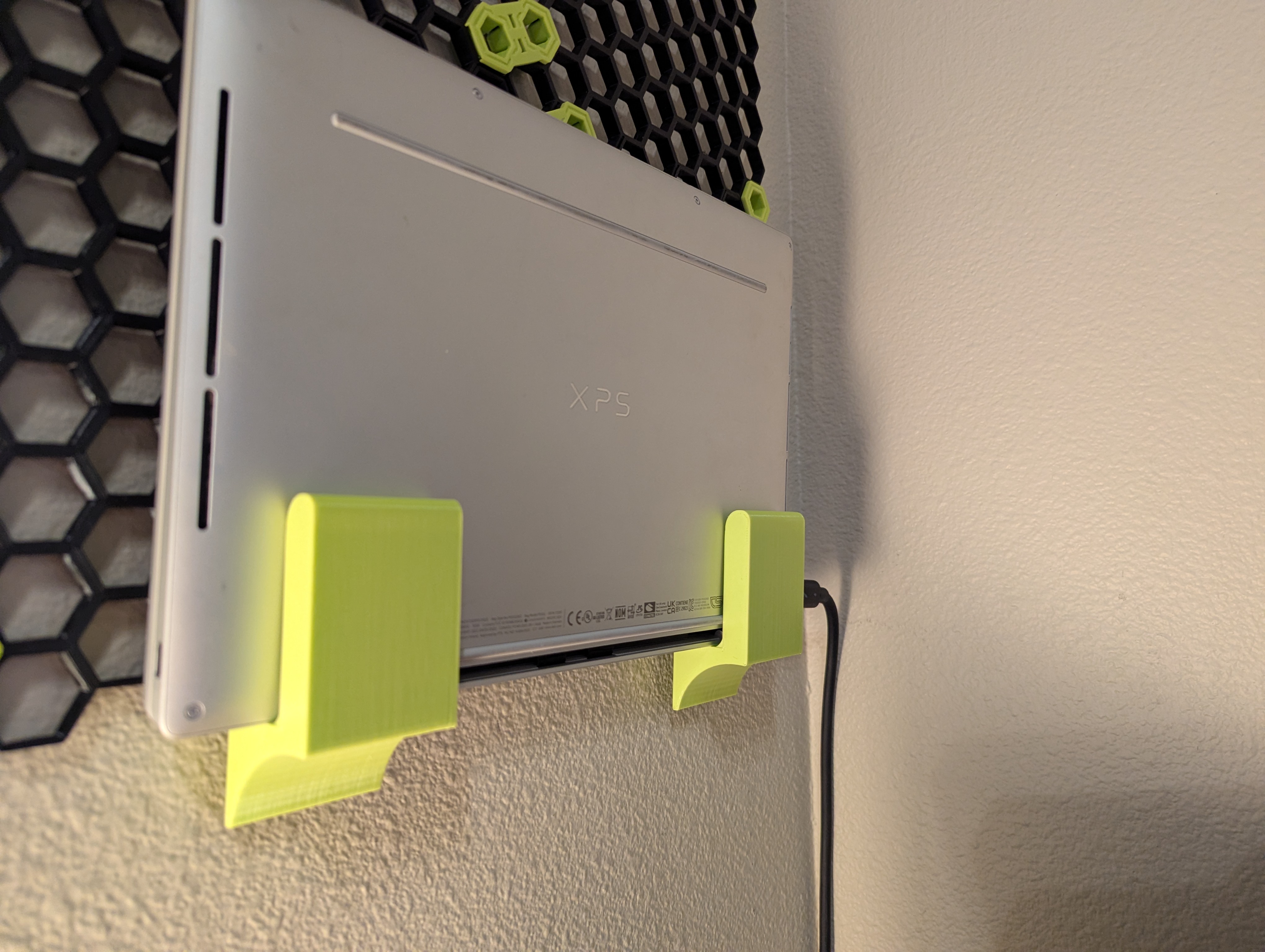 HSW Honeycomb Laptop Holder - Dell XPS
