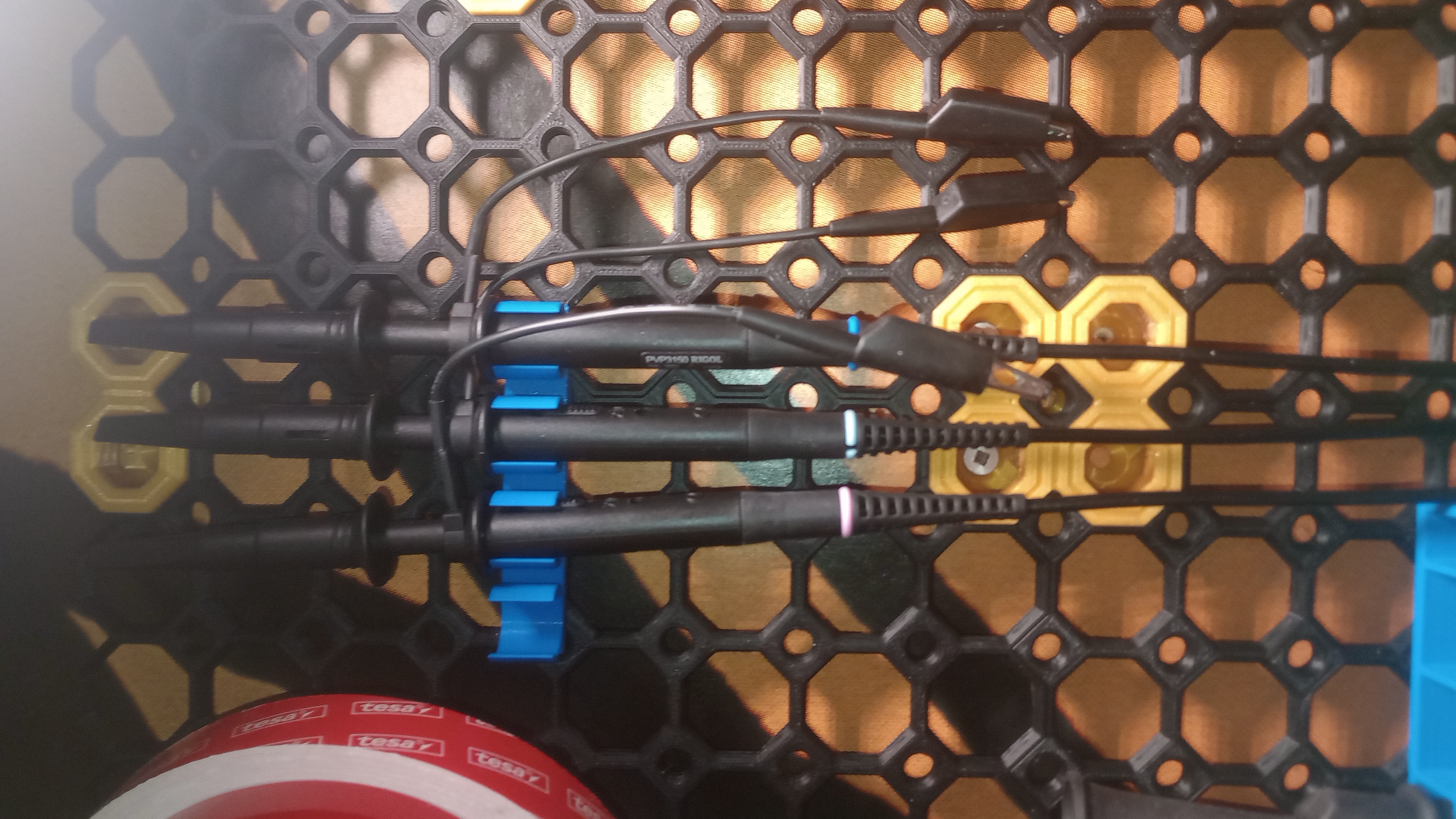 multiboard Rigol probe holder