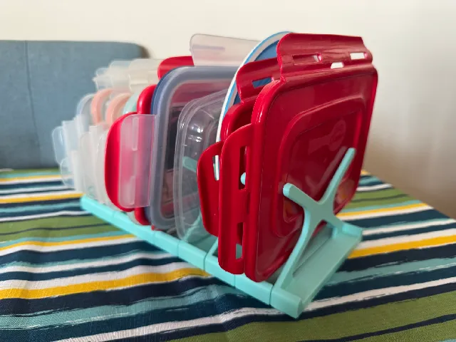 Modular food container lids holder