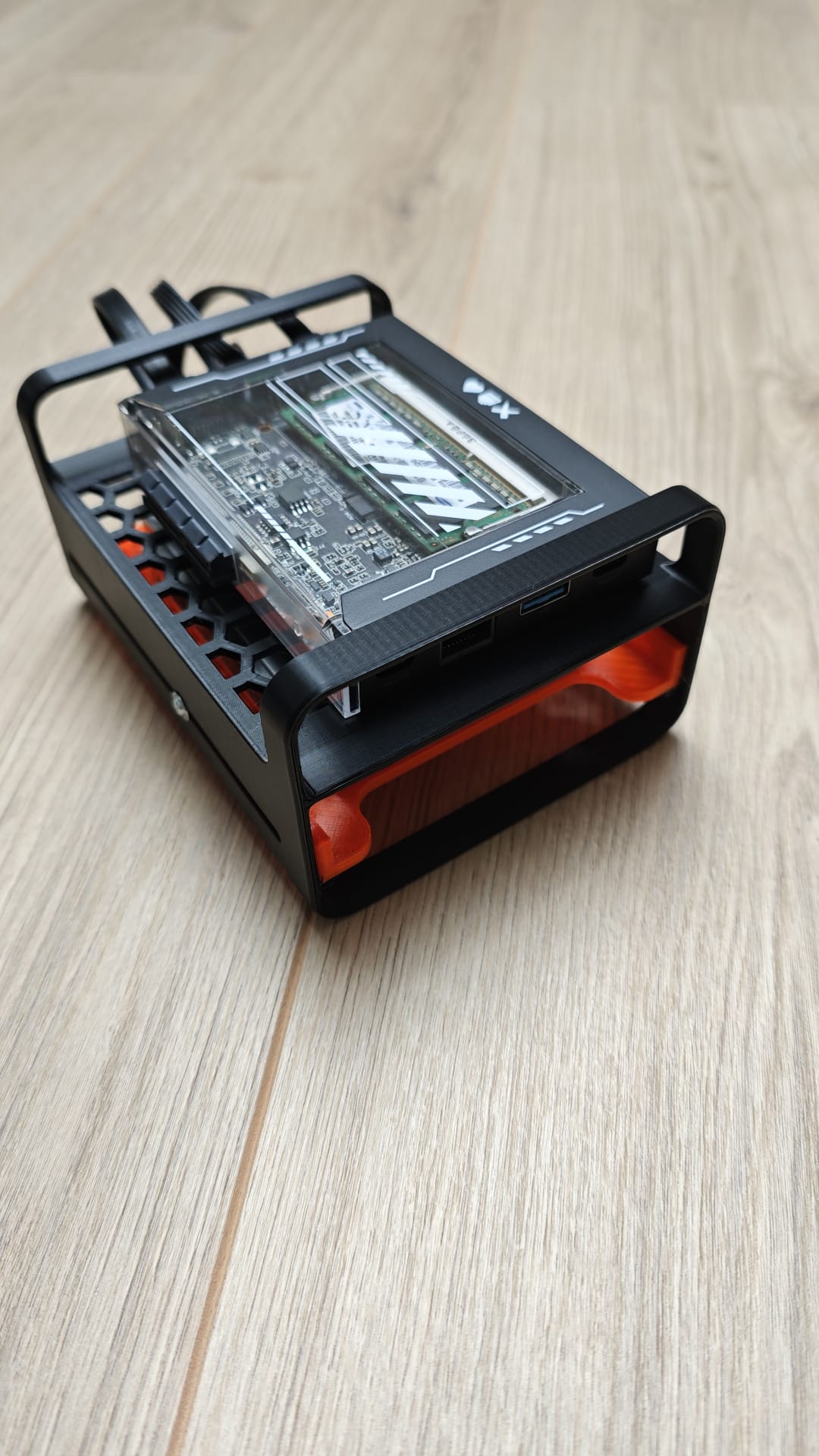 ZimaBlade Stand — thumbnail 4