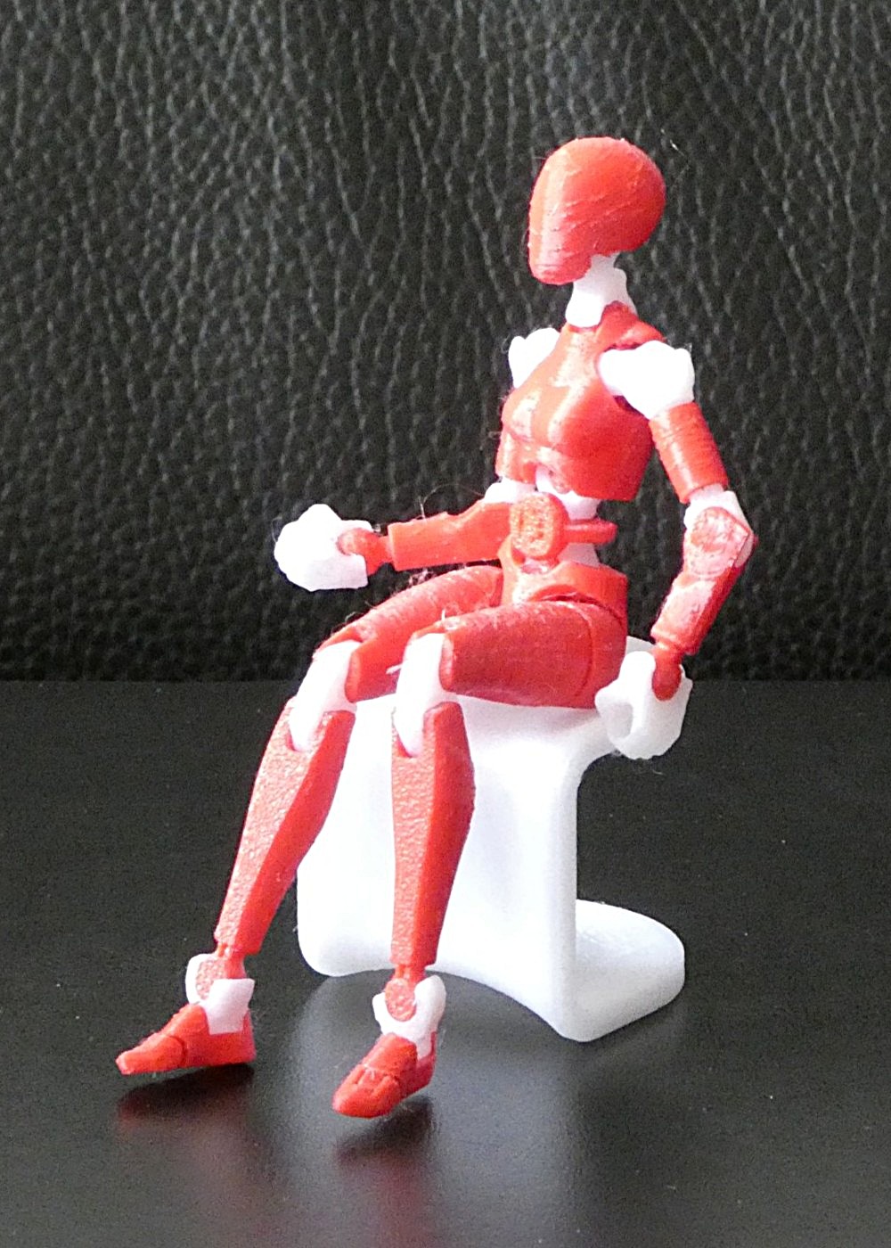 Miniatura 2 do modelo 3D Small stool / chair