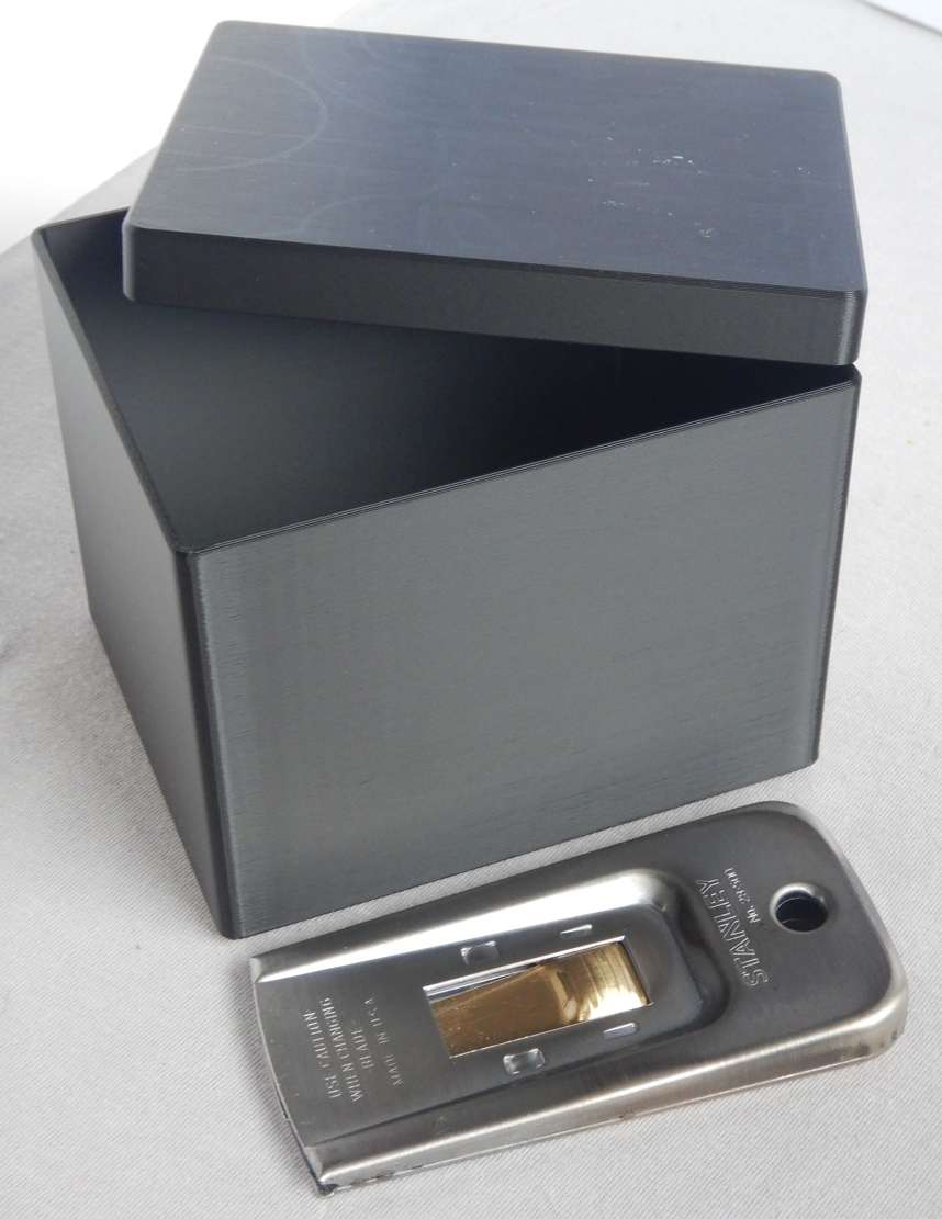 Schachtel mit Deckel, Box with lid; 80mm x 100mm, Höhen / heights 30 mm - 180 mm