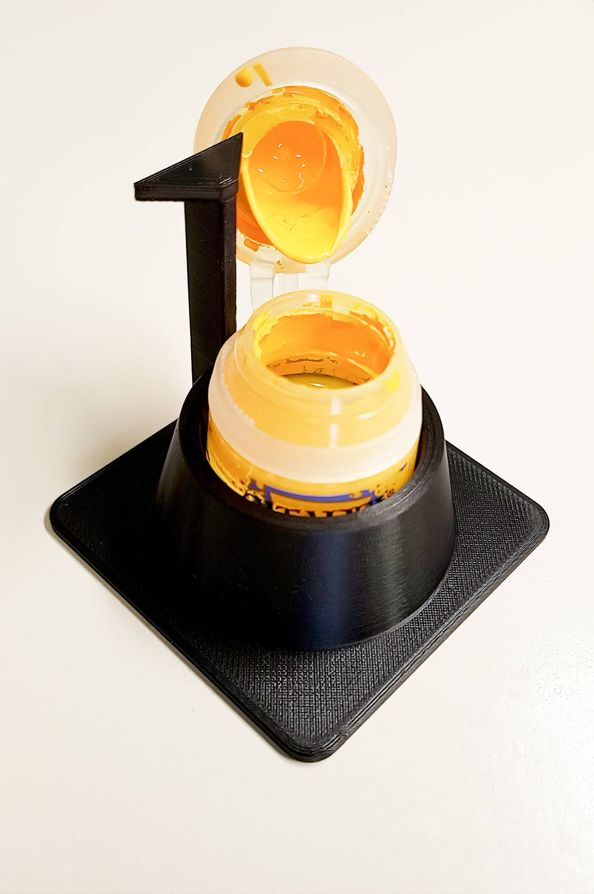 32mm Citadel paint holder 3D model