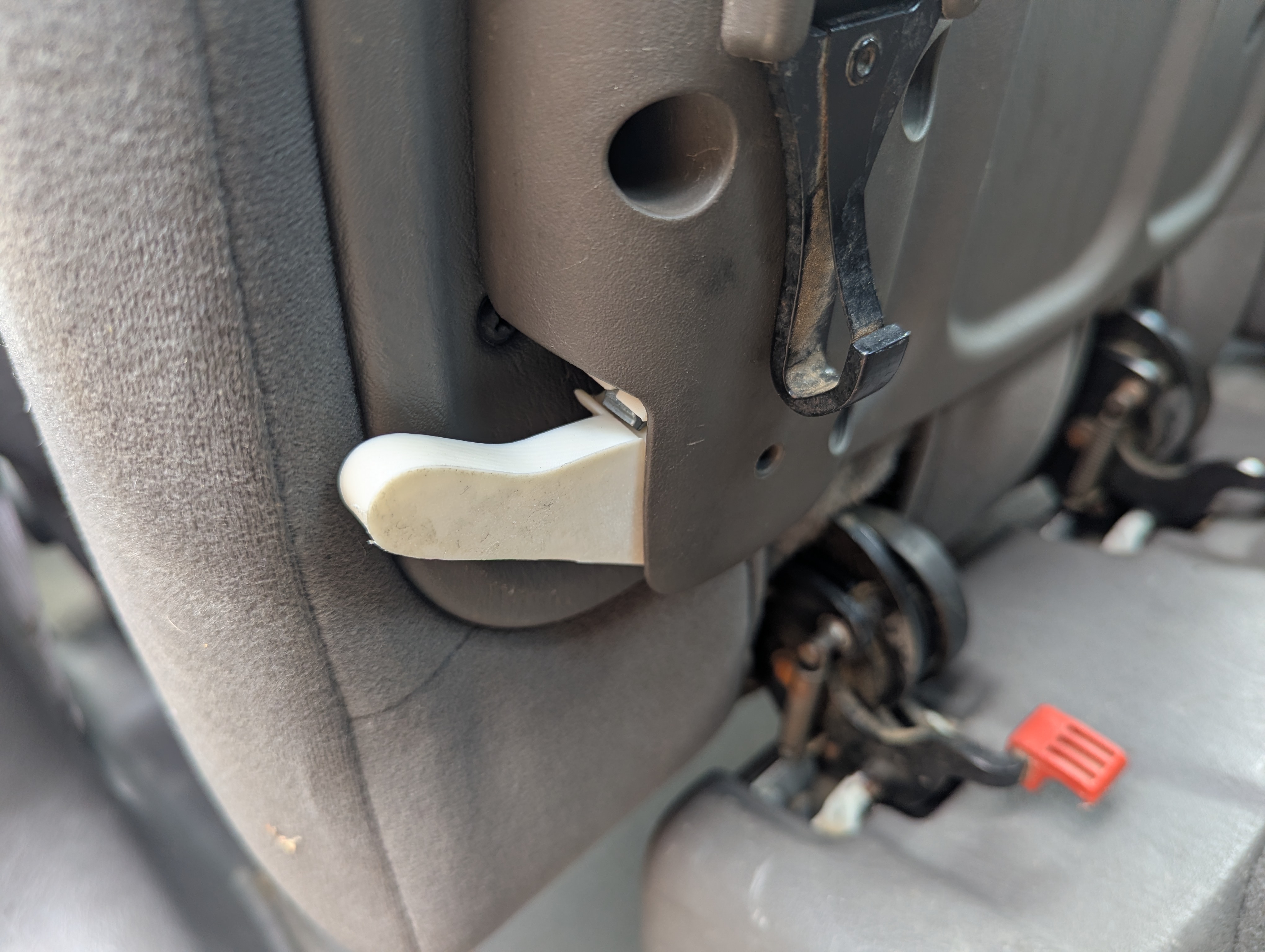 PT Cruiser Back Seat Pivot Handle
