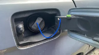 BMW Fuel cap line \ wire