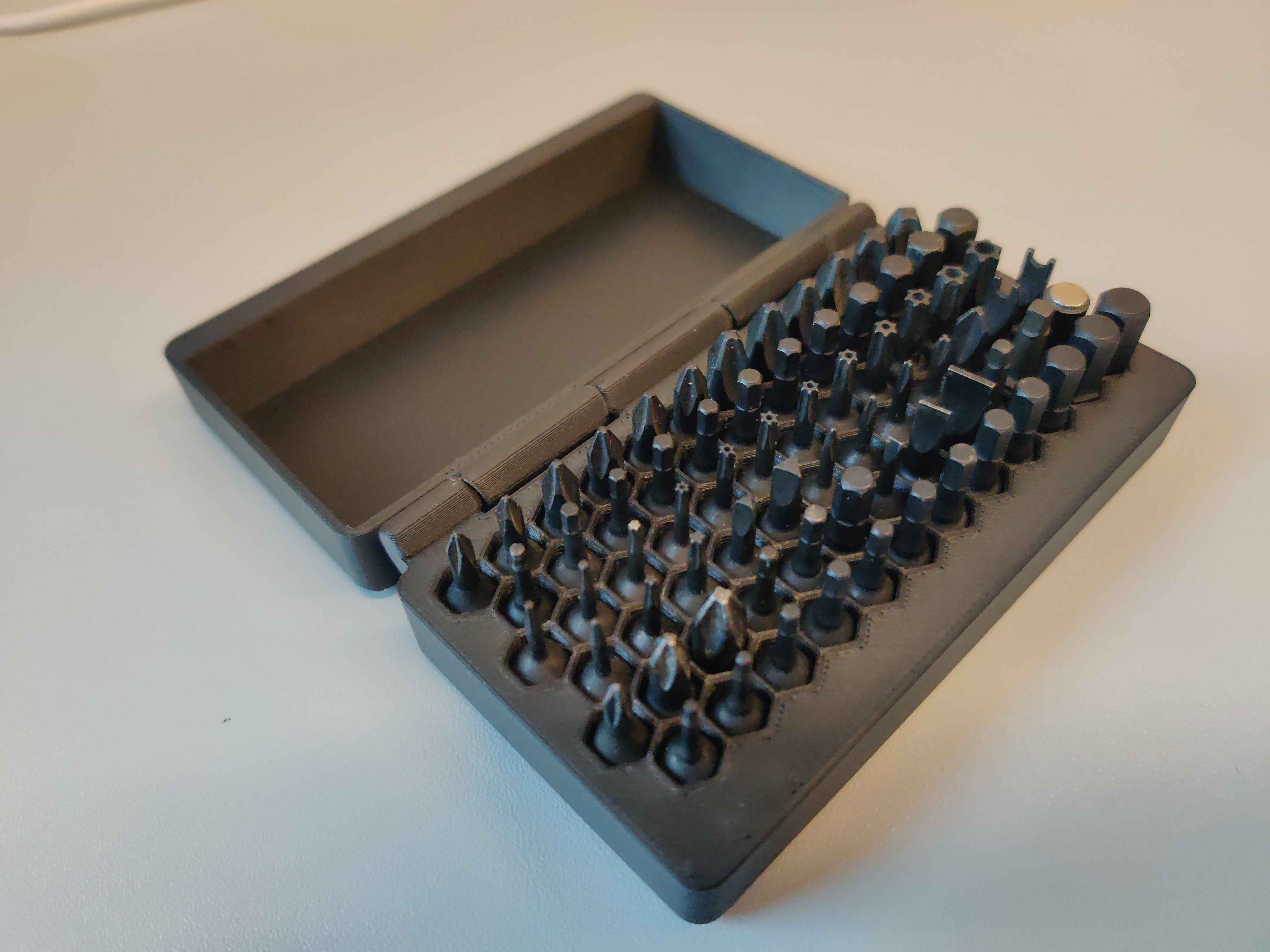 Parametric (not just) LTT Bit Storage Container
