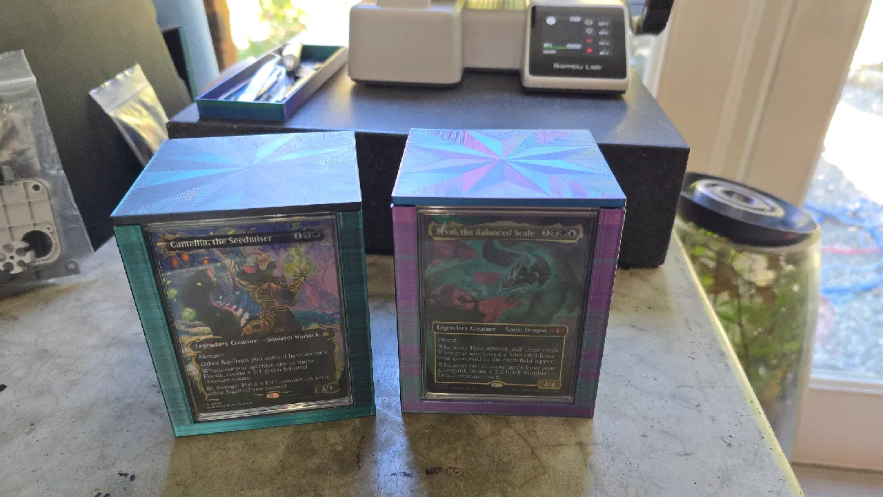 MTG Commander Deck box with Gamegenic Slide display by bradford ramage |  Download free STL model | Printables.com