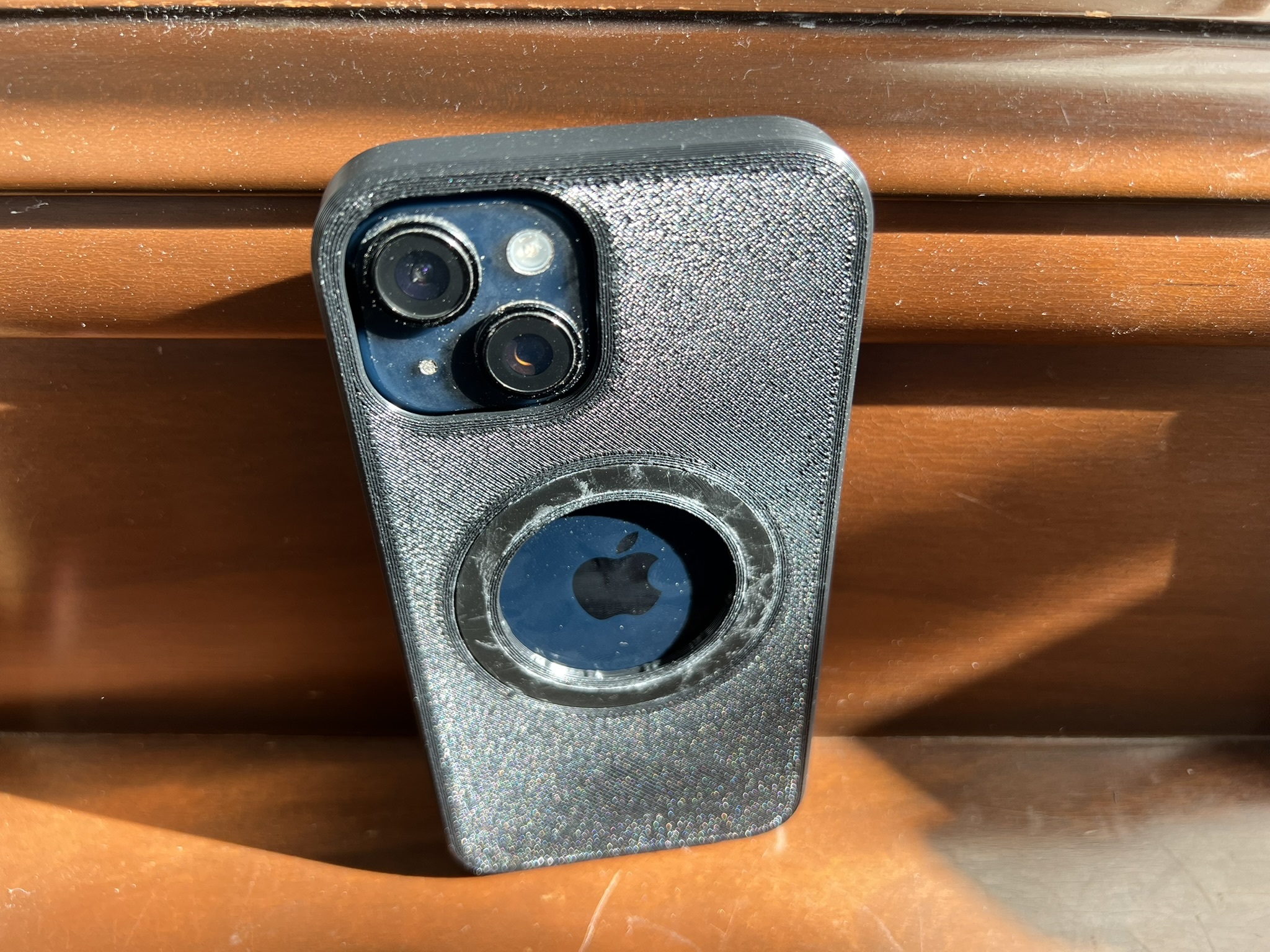 Hex Connect iPhone 14 Basic Case