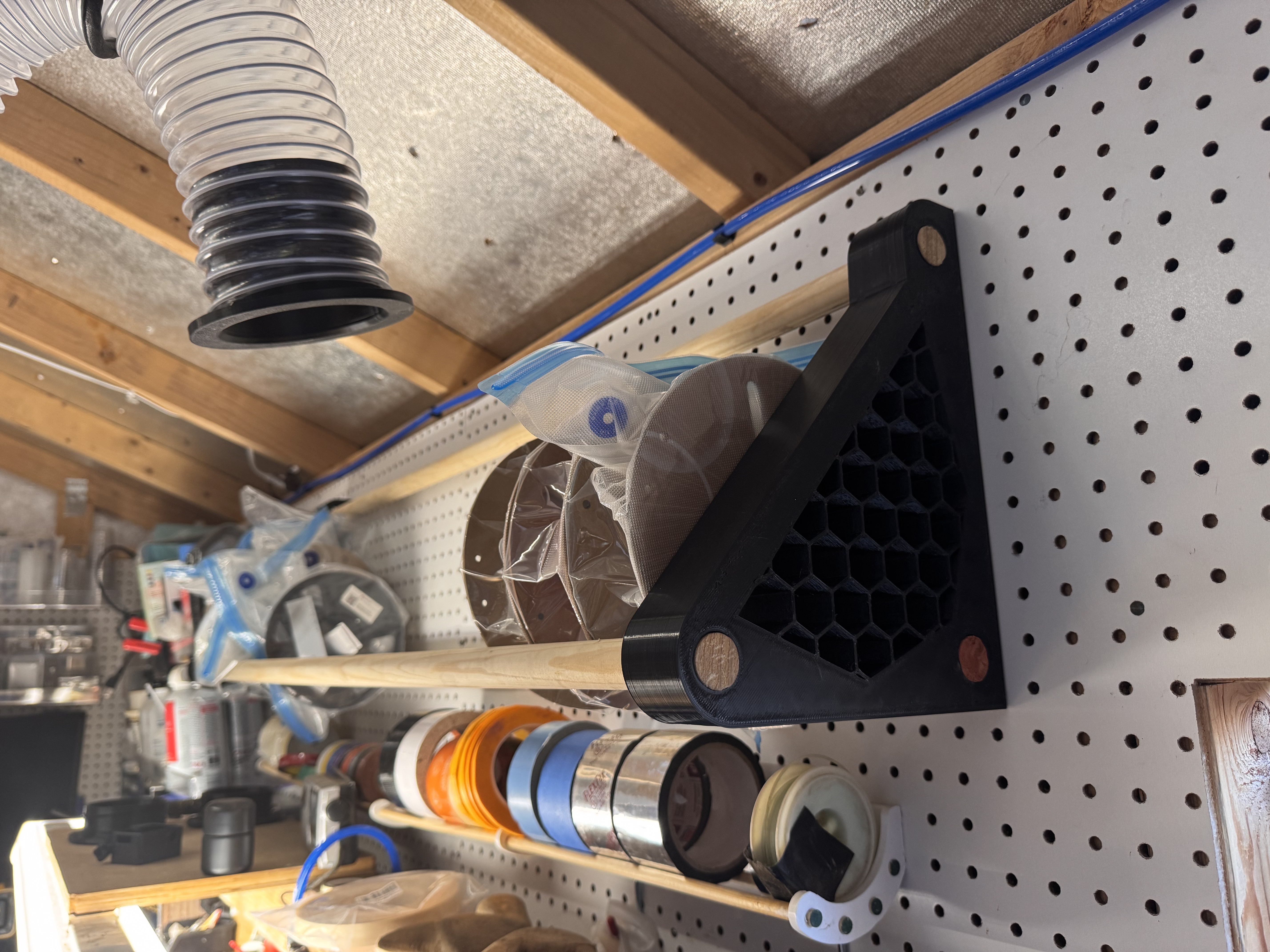 Pegboard Spool Holder (3 × 5/8" Dowel Version) – PETG, 0.6 mm Nozzle