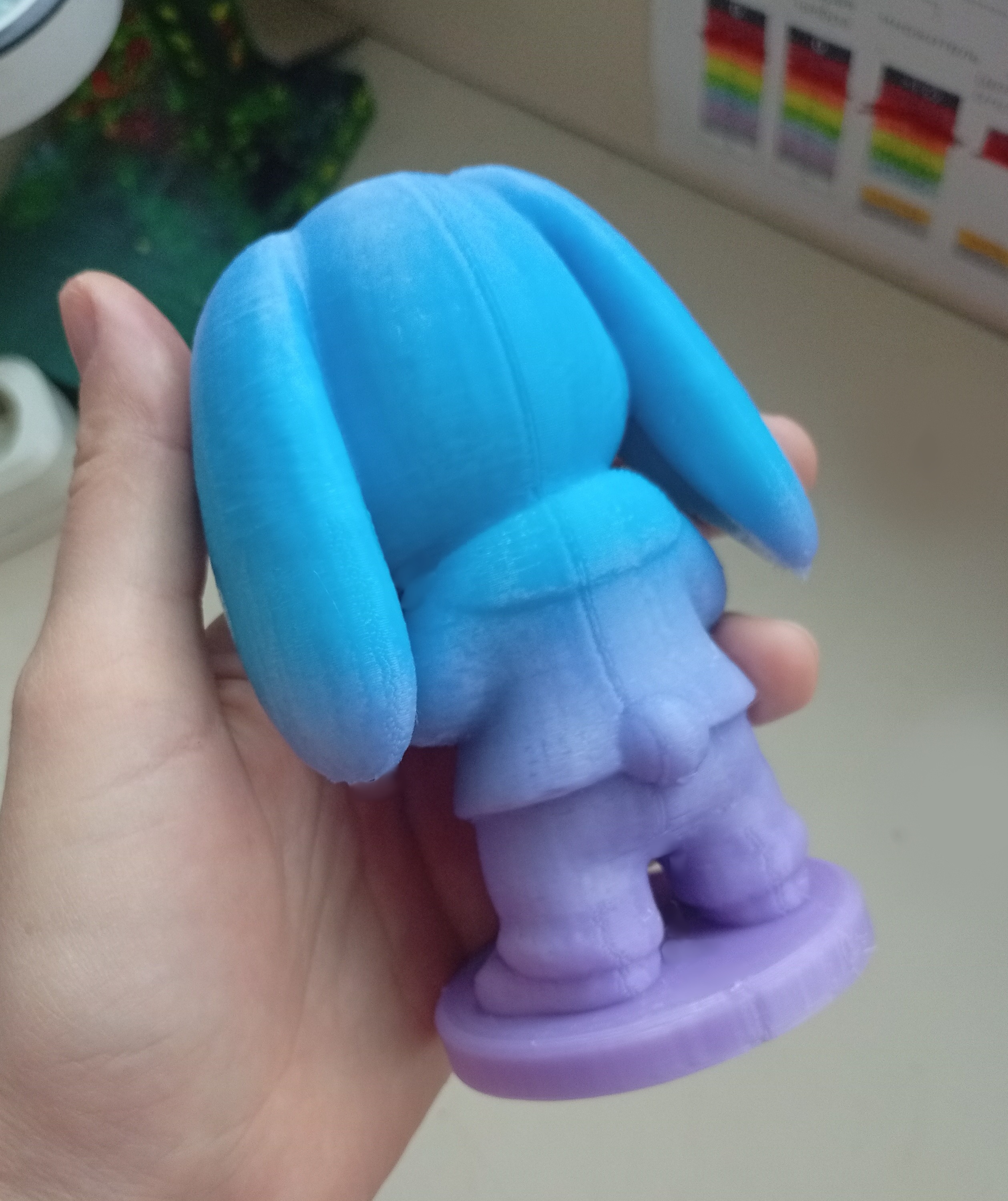 Rabbit figure — miniatura 4