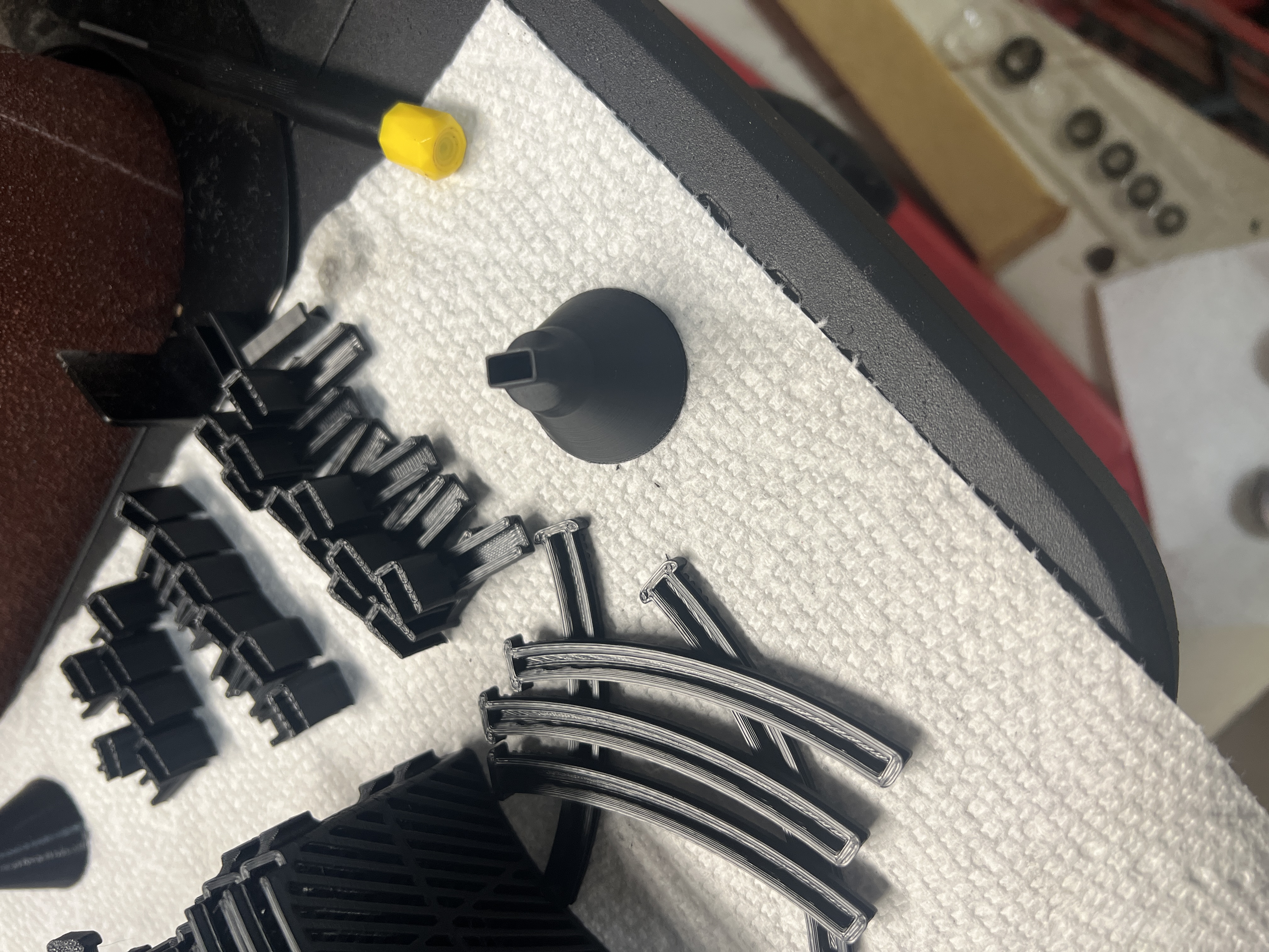 Simple Funnel for Parametric Curved Spool Desiccant Container