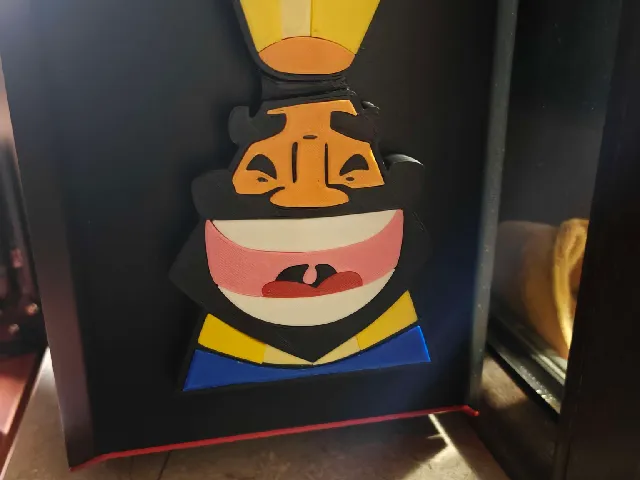 Clash Royale Laughing King Emote - Magnetic Display Piece