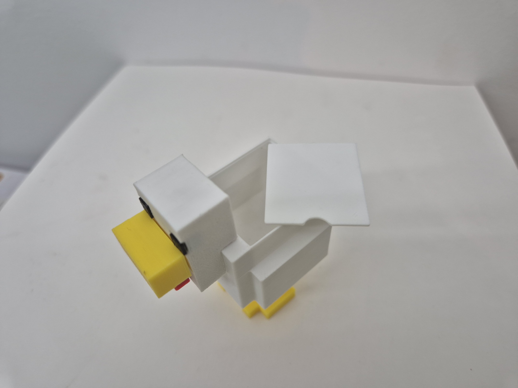 Miniatura 5 do modelo 3D Minecraft chicken with storage