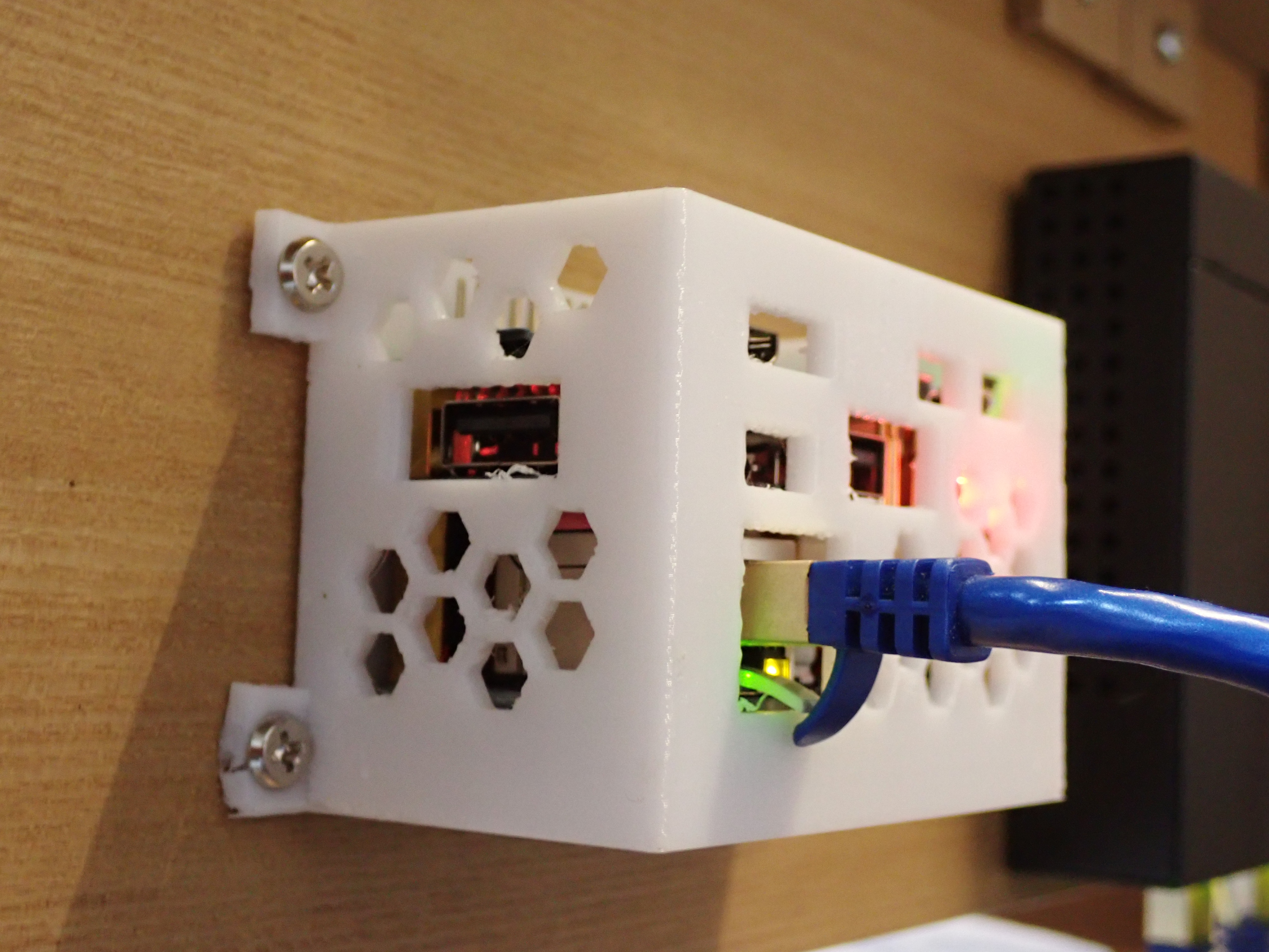 Raspberry pi Zero with PoE Module wall mount case