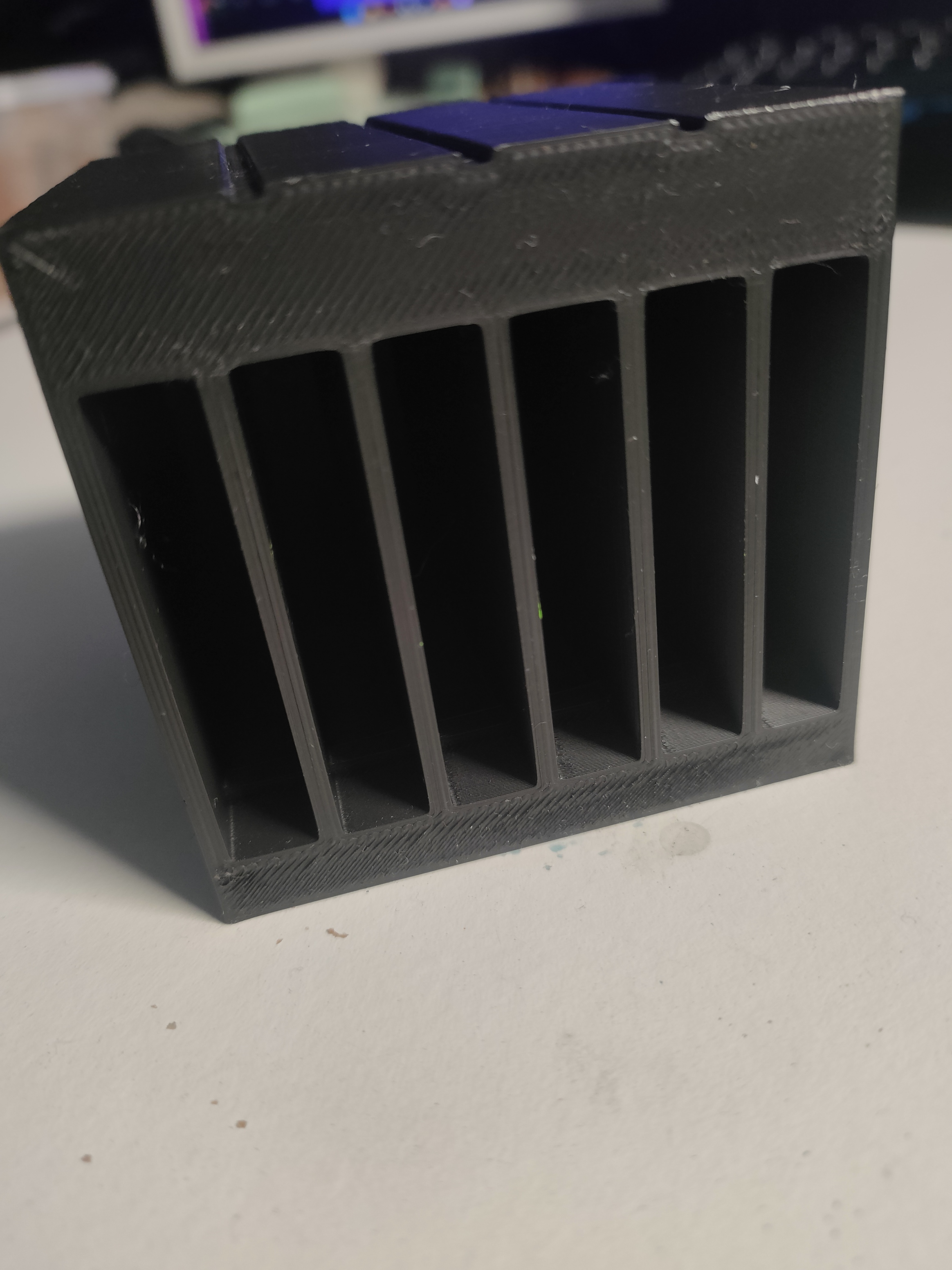 Bookshelf for minecraft CDs — miniatura 3