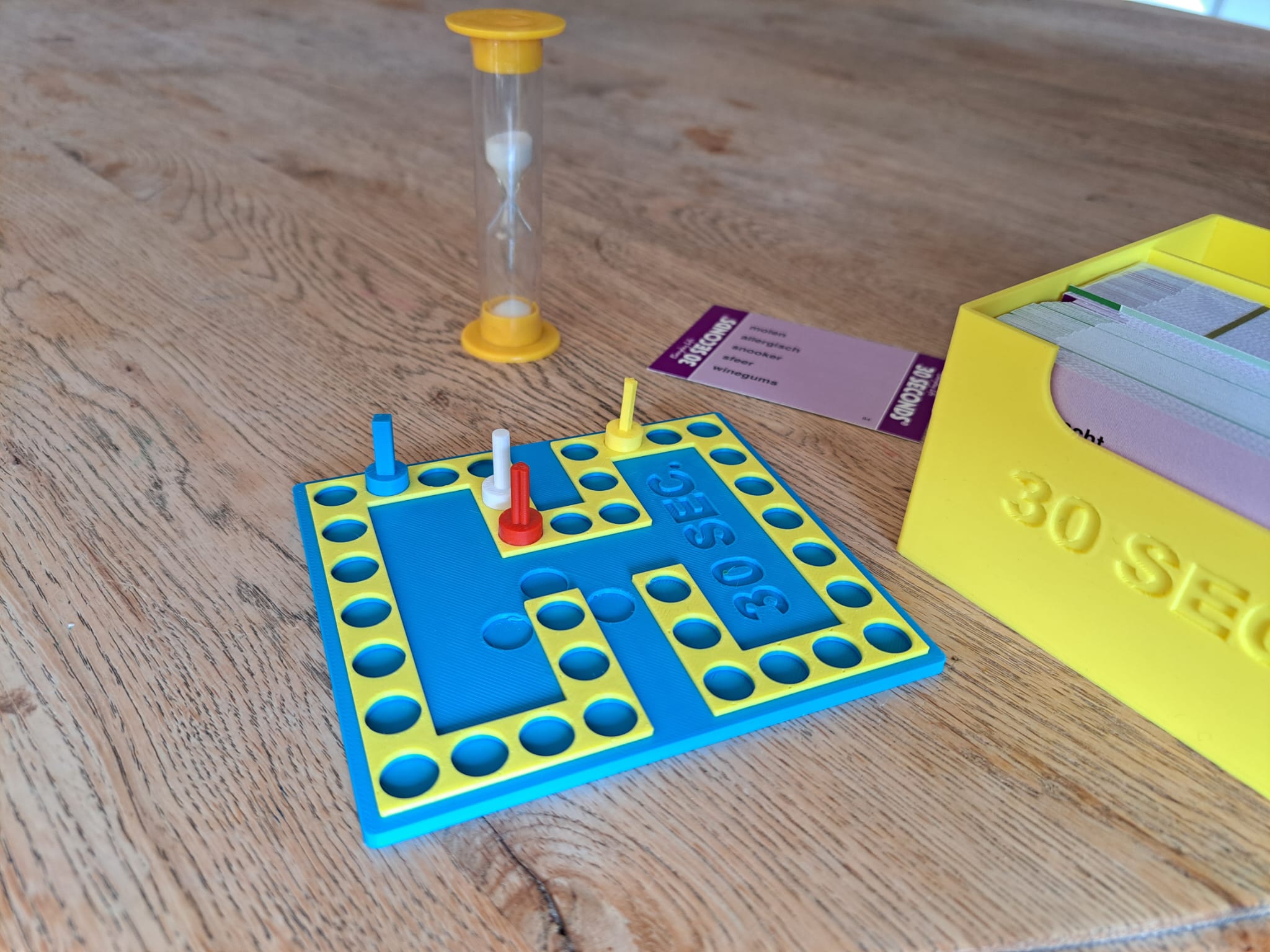 30 Seconds Board Game, travel version