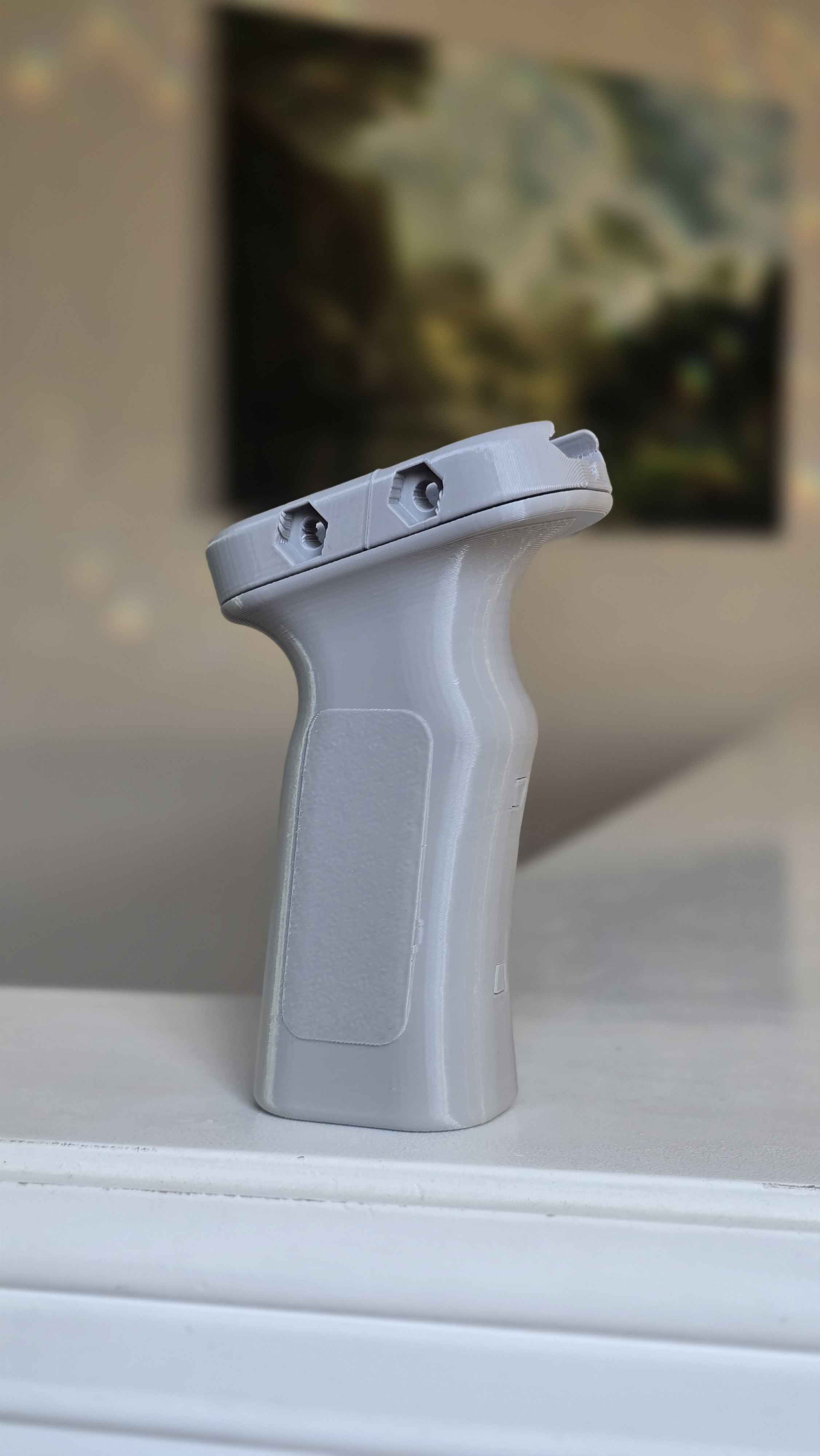 Miniatura 3 do modelo 3D LFG - Worker Inspired Angled Foregrip
