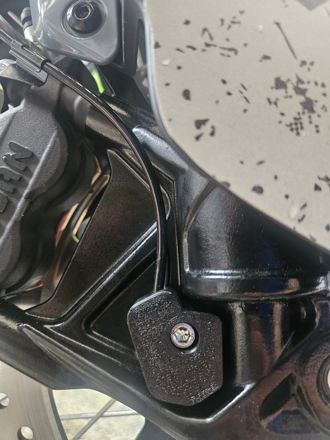 CFMOTO 450MT(ibex) FRONT ABS sensor cover