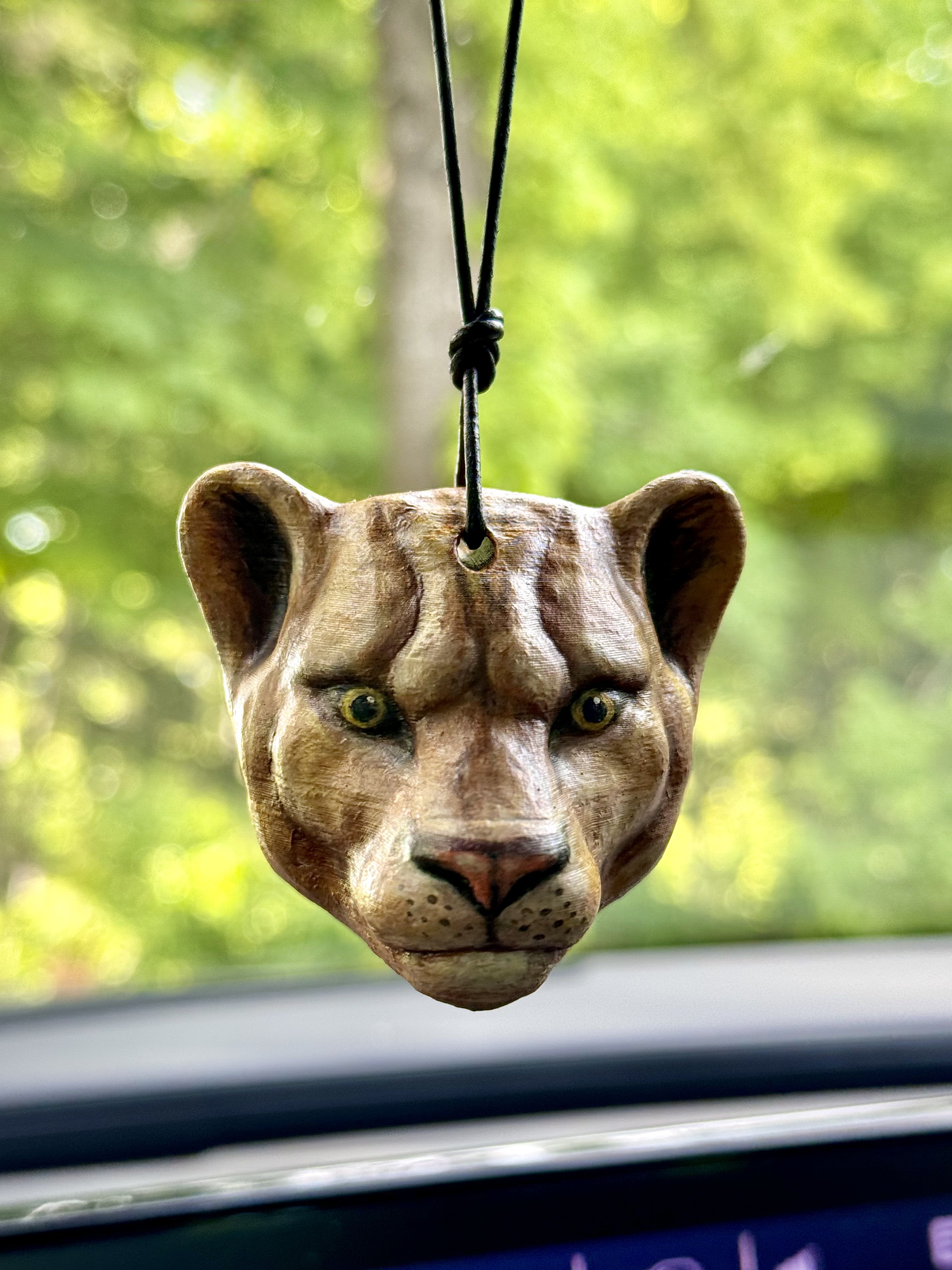Lioness Mirror Charm – Löwin Spiegelanhänger