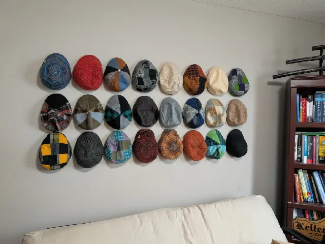 Scally Cap Hanger v2 (with additional hook)