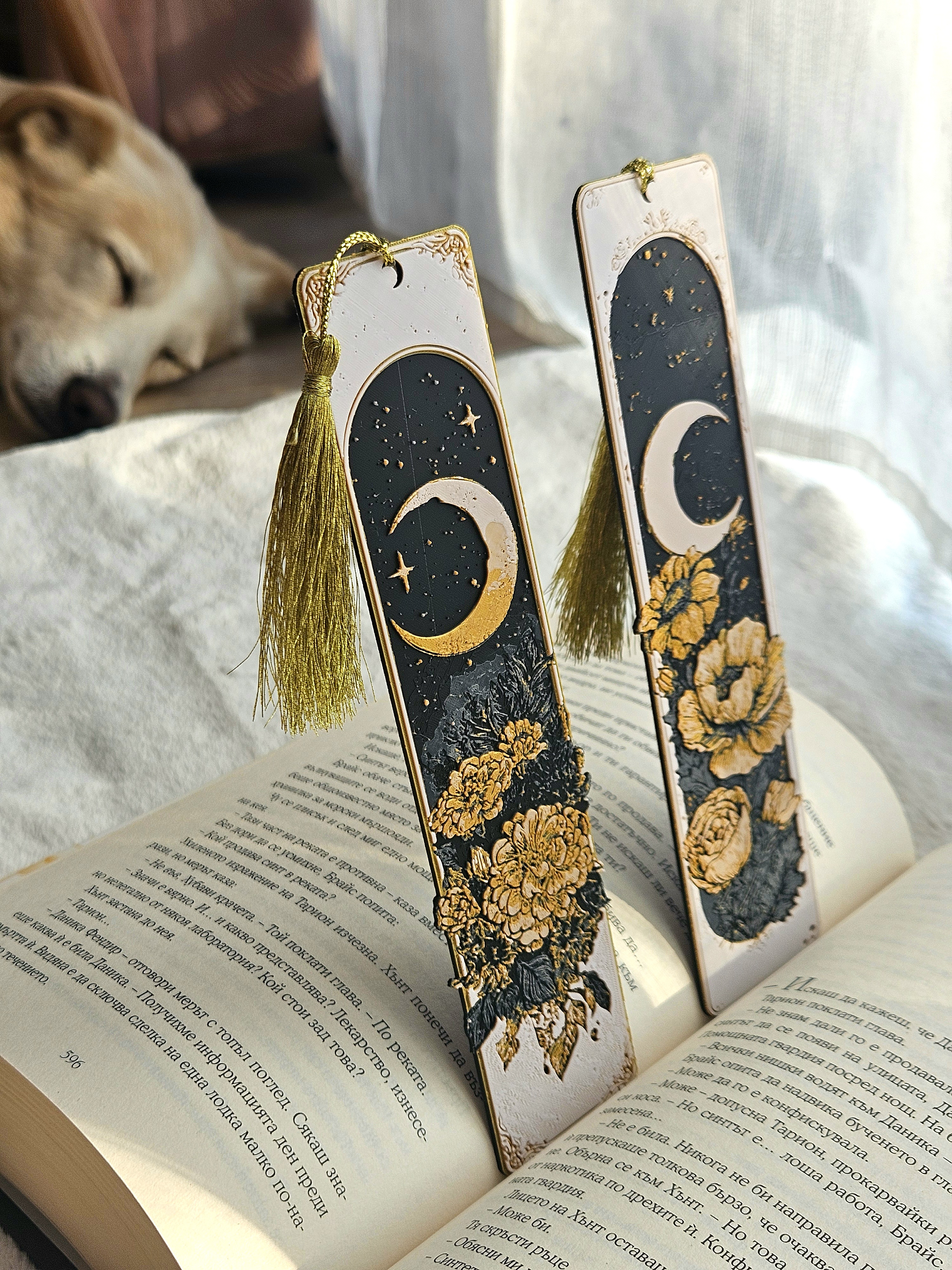 Miniatura 4 do modelo 3D Dreamy Moons - Bookmarks Set