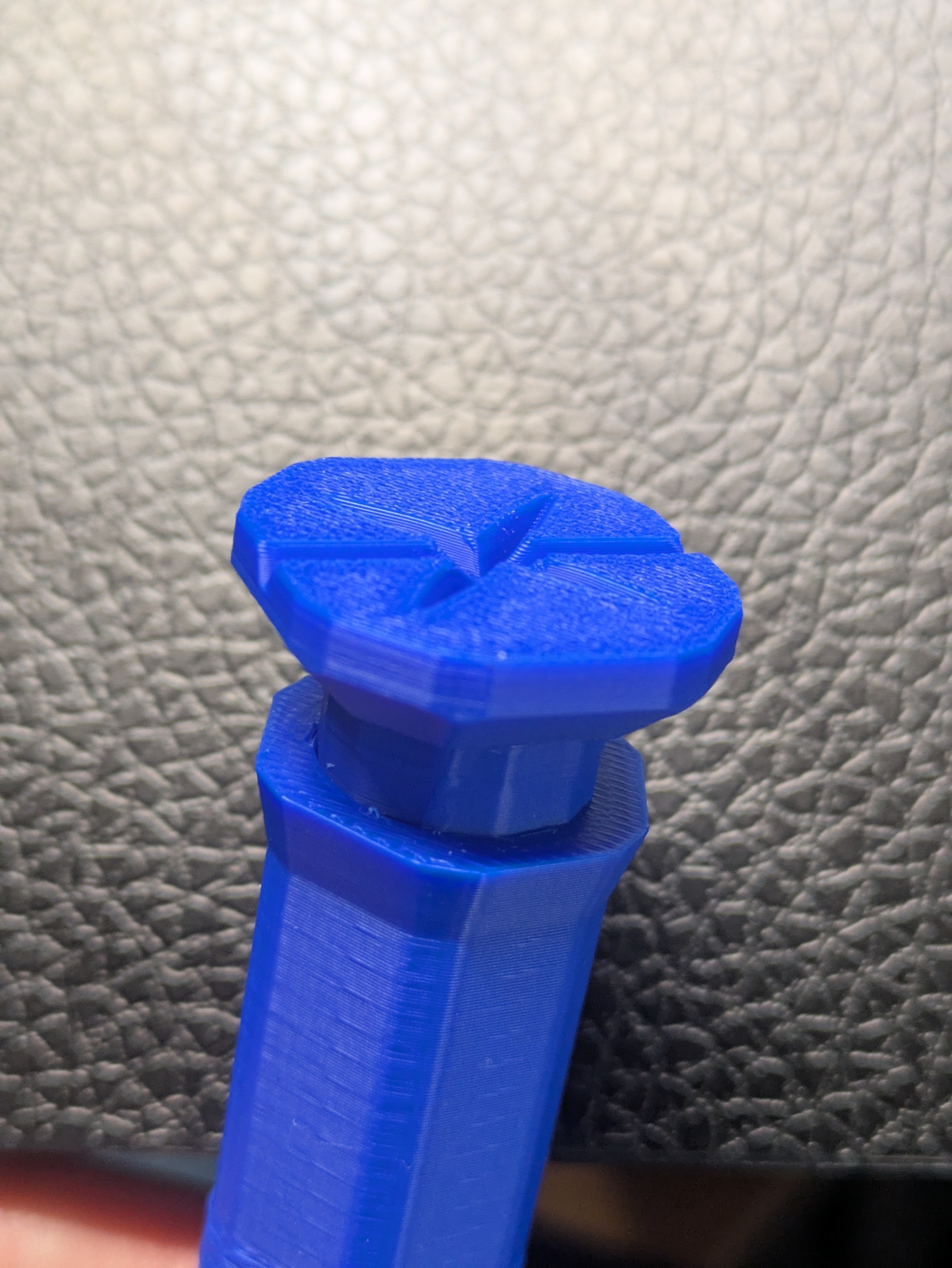Attachment for a single mini, fixed thread, rounded edges