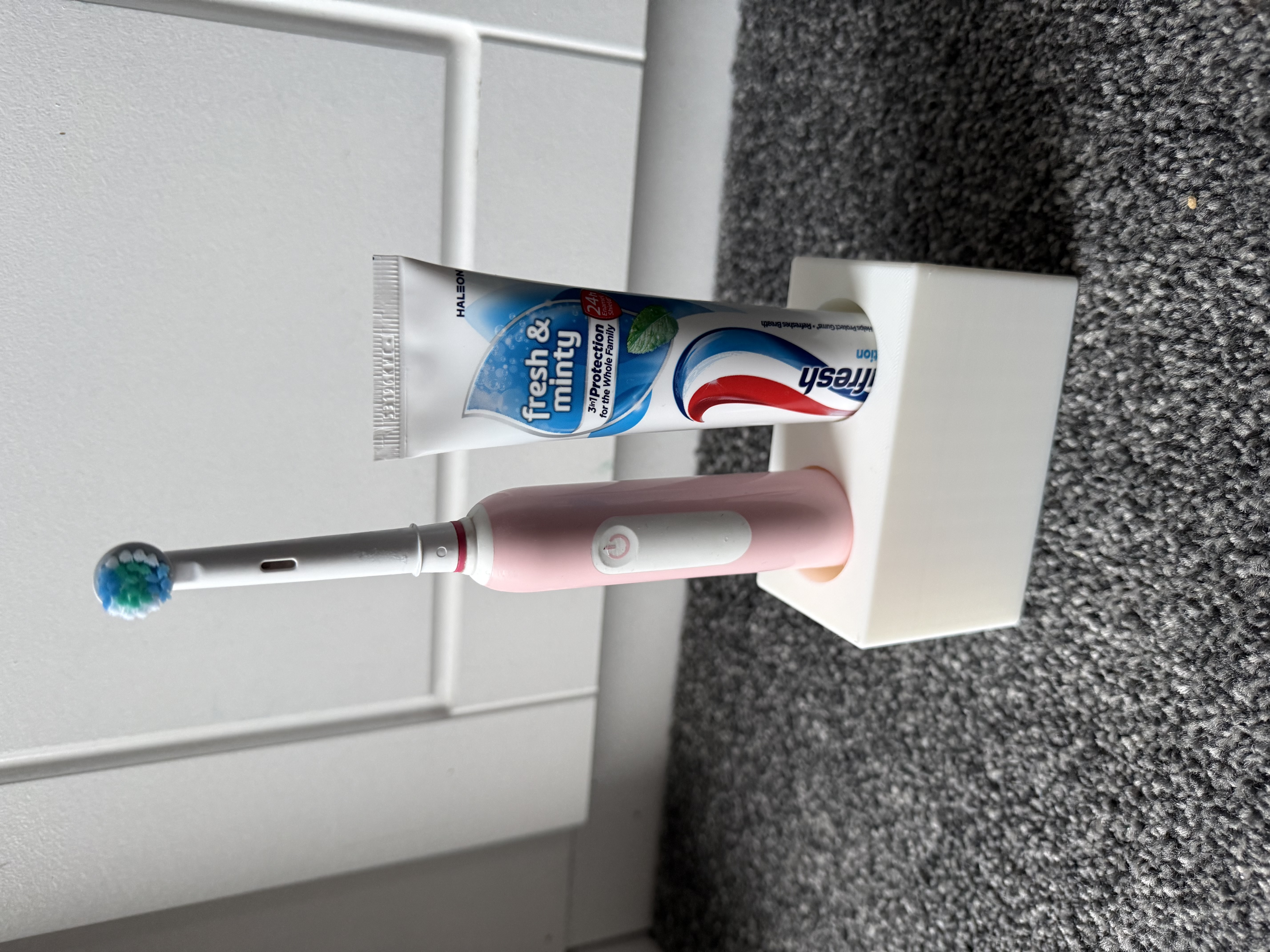 toothbrush holder
