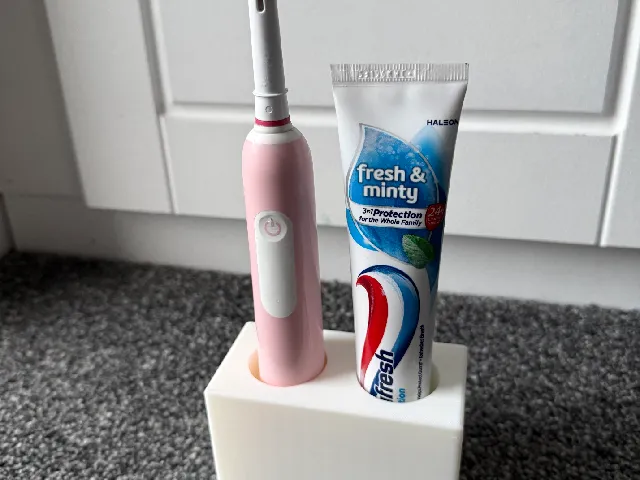 toothbrush holder