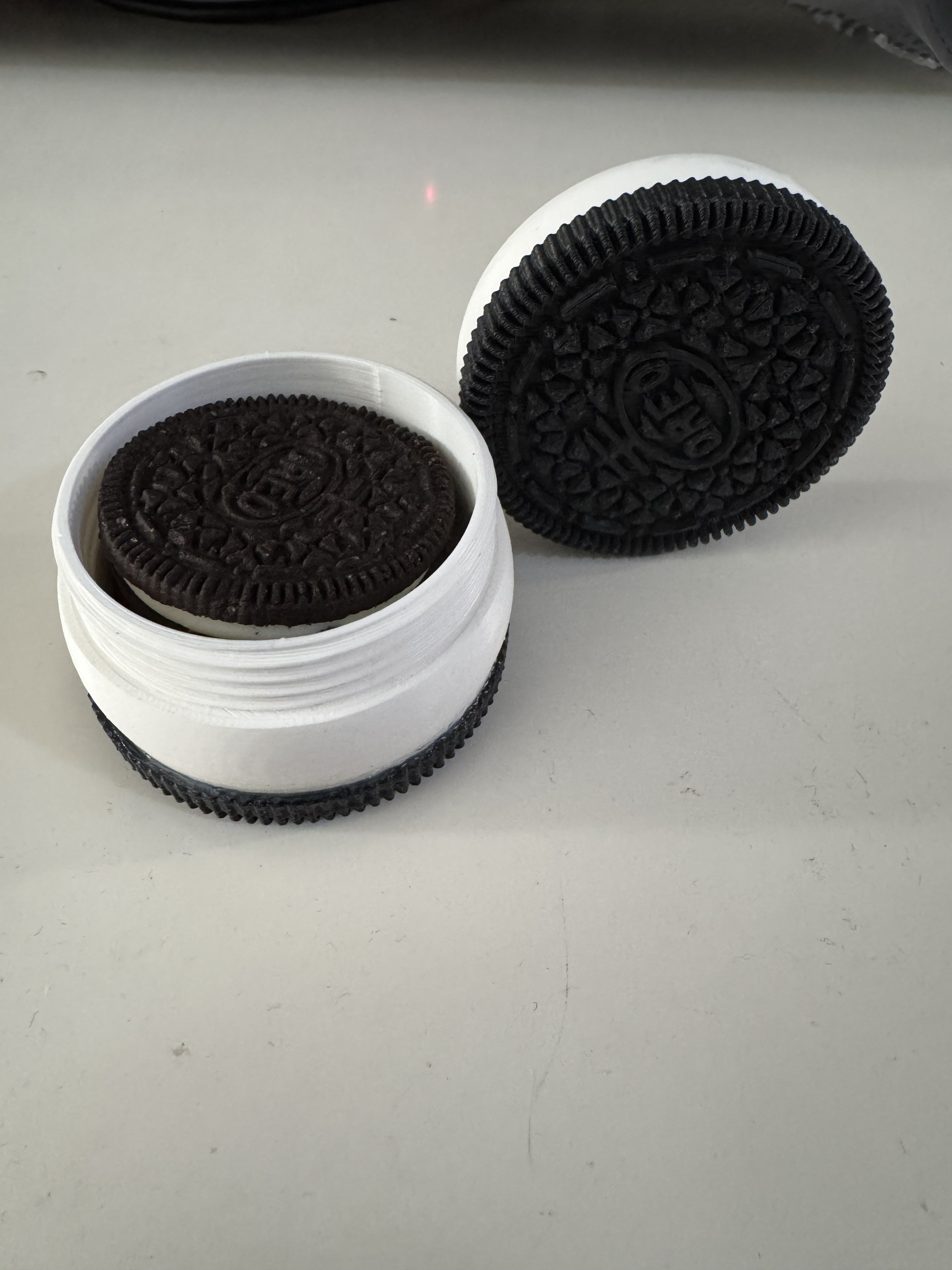 Oreo container expanded