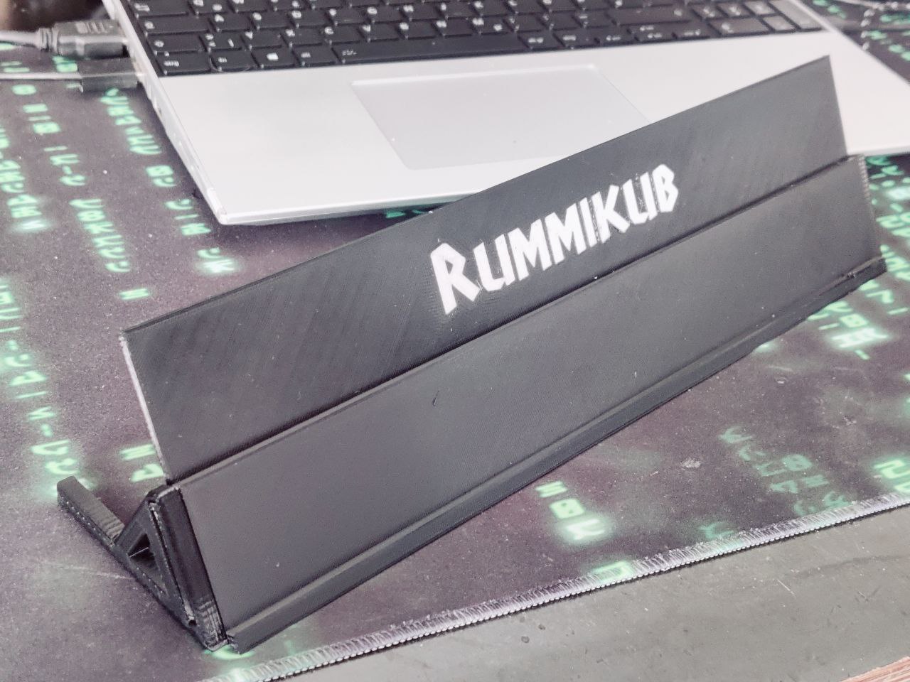 Rummikub Stand