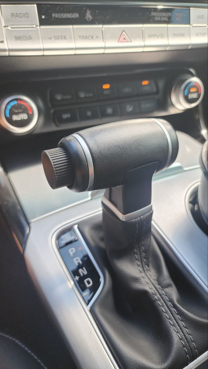 2019 Kia Stinger Shift Knob Button