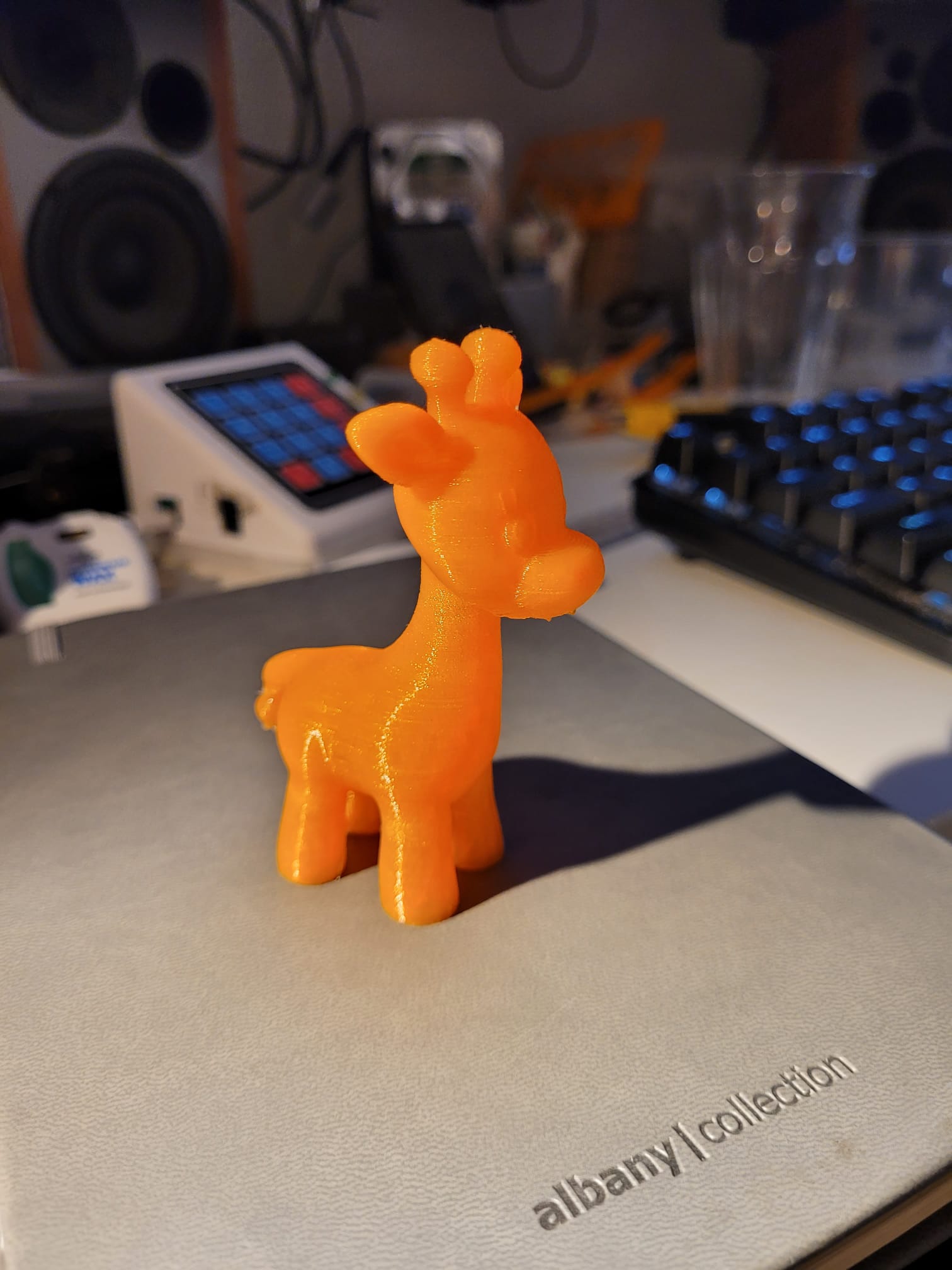 Giraffe toy standing up — thumbnail 5