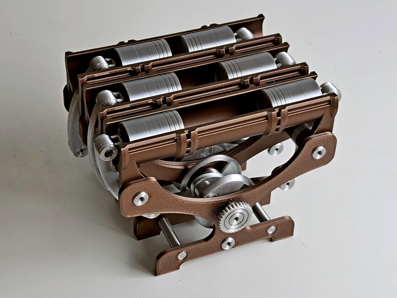 Opposed Pistons Engine