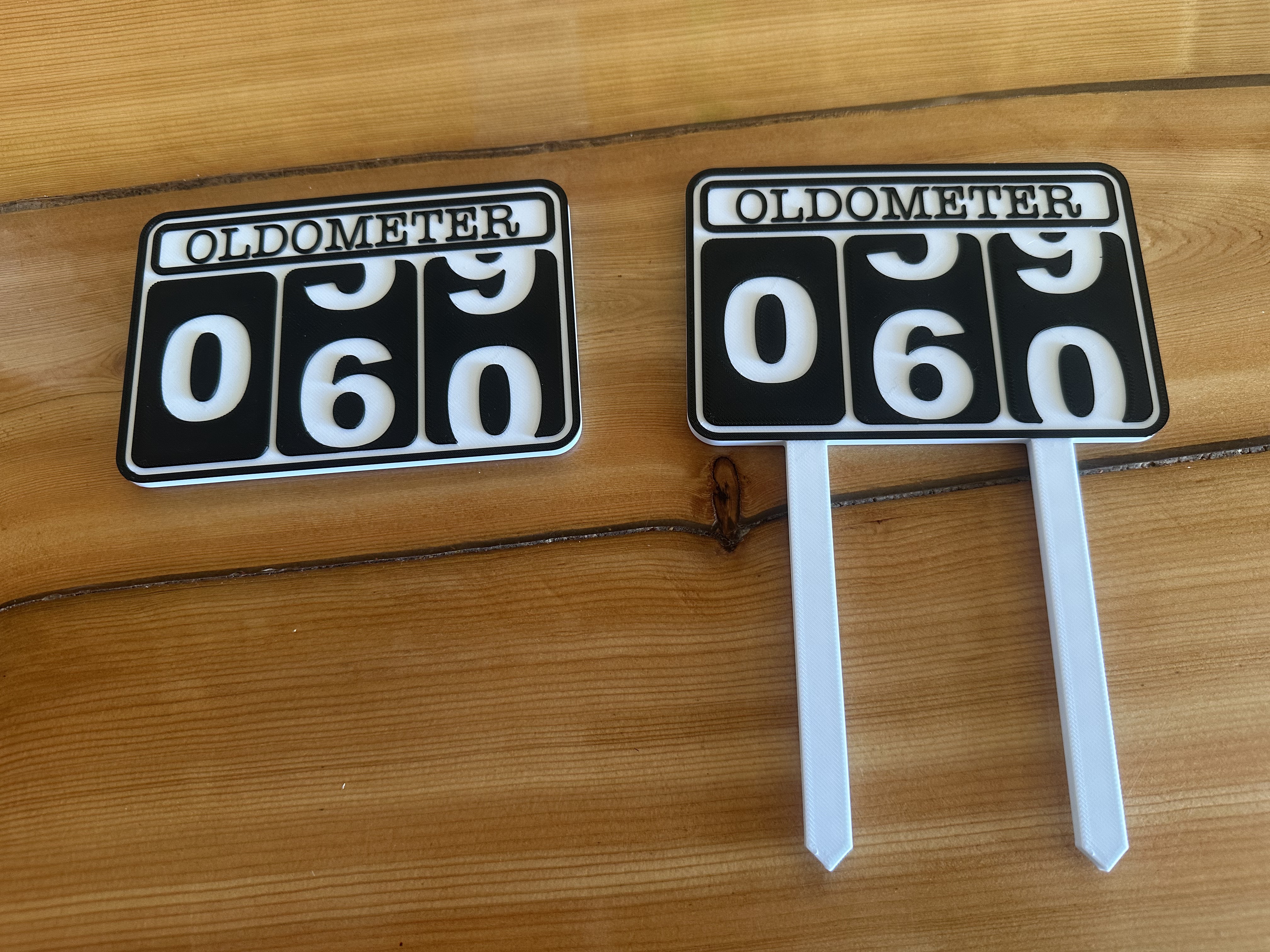 Oldometer: Turning 60 - Sign and Cake Topper