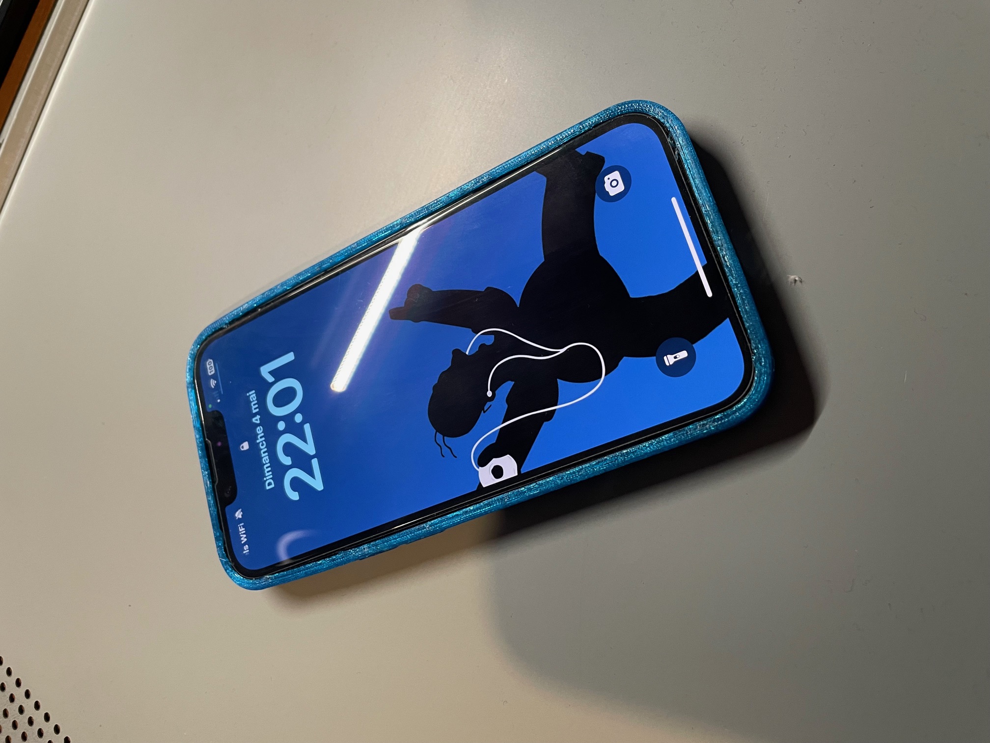 Miniatura 4 do modelo 3D iPhone 16e TPU Case