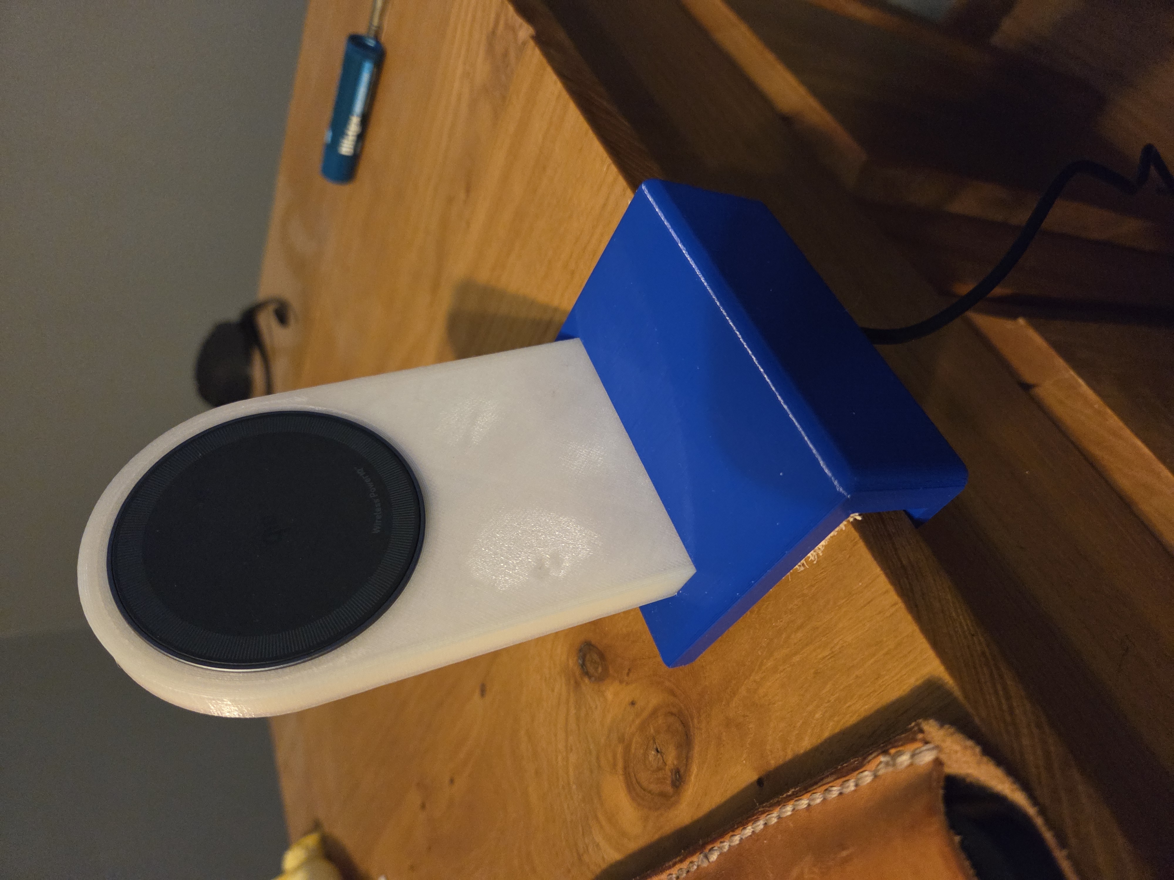 Anker MagGo A25MO Qi2 Stand