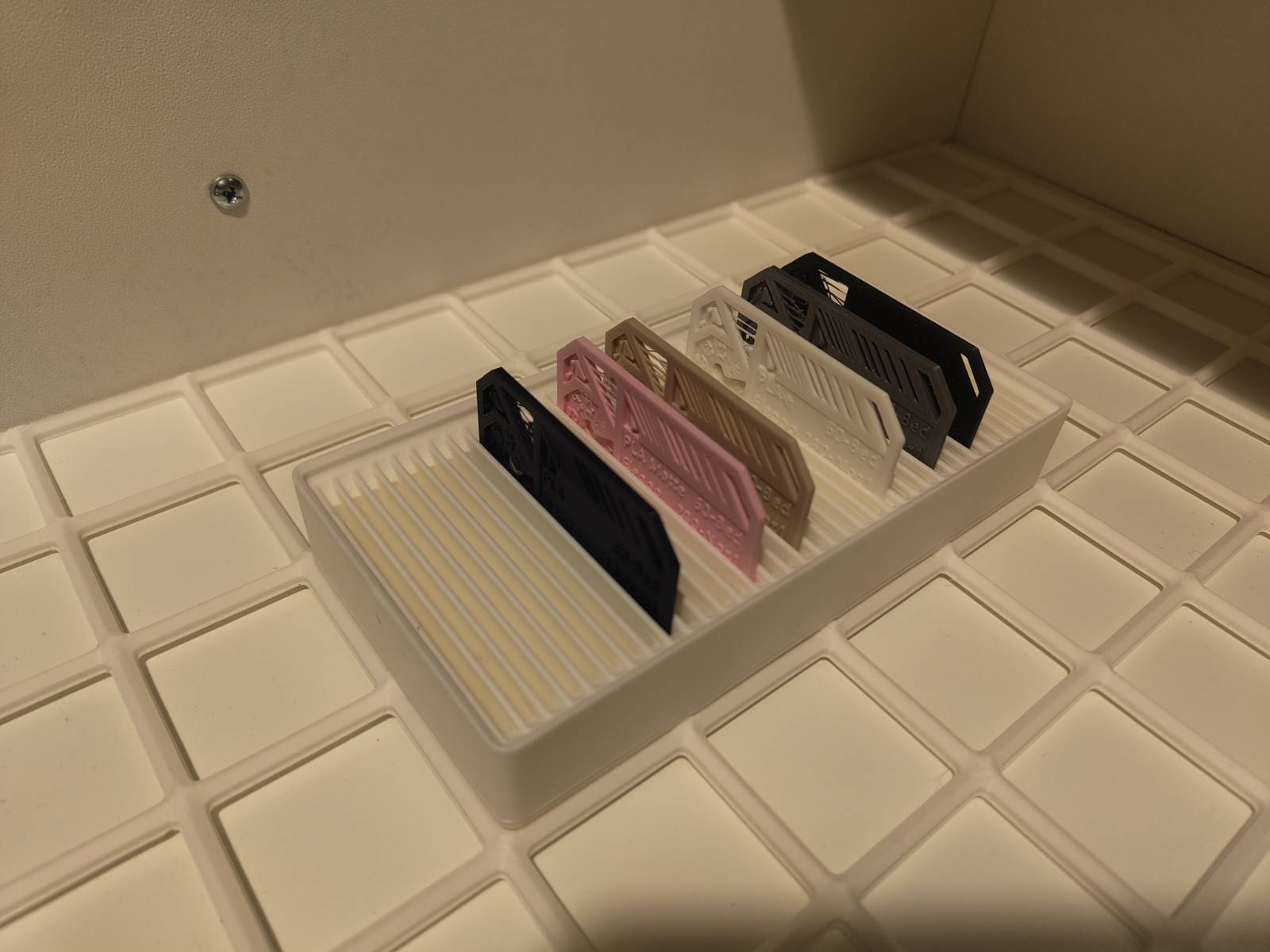 Gridfinity Tray for The Ultimate Filament Swatch Card
