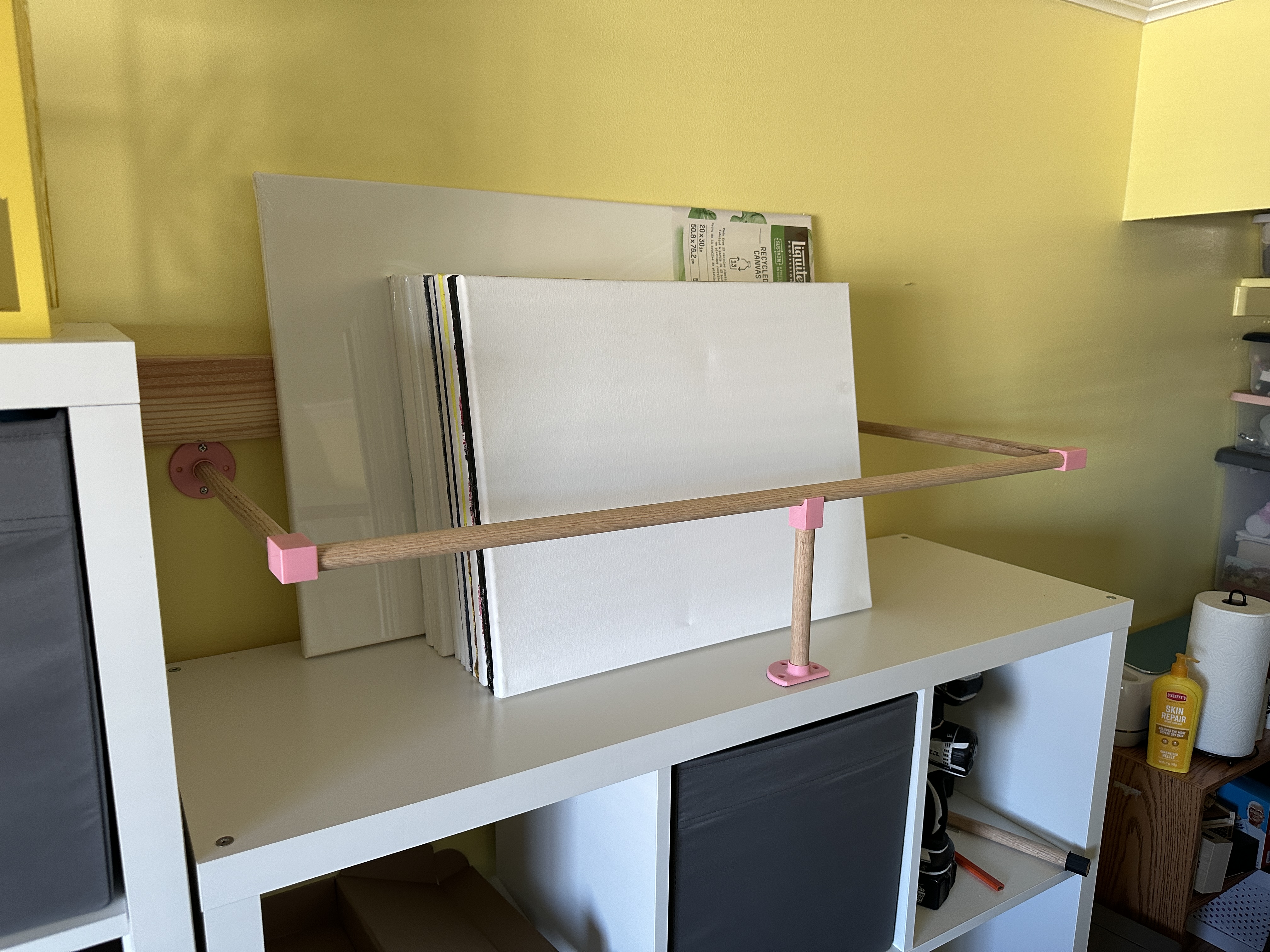 Canvas Rack