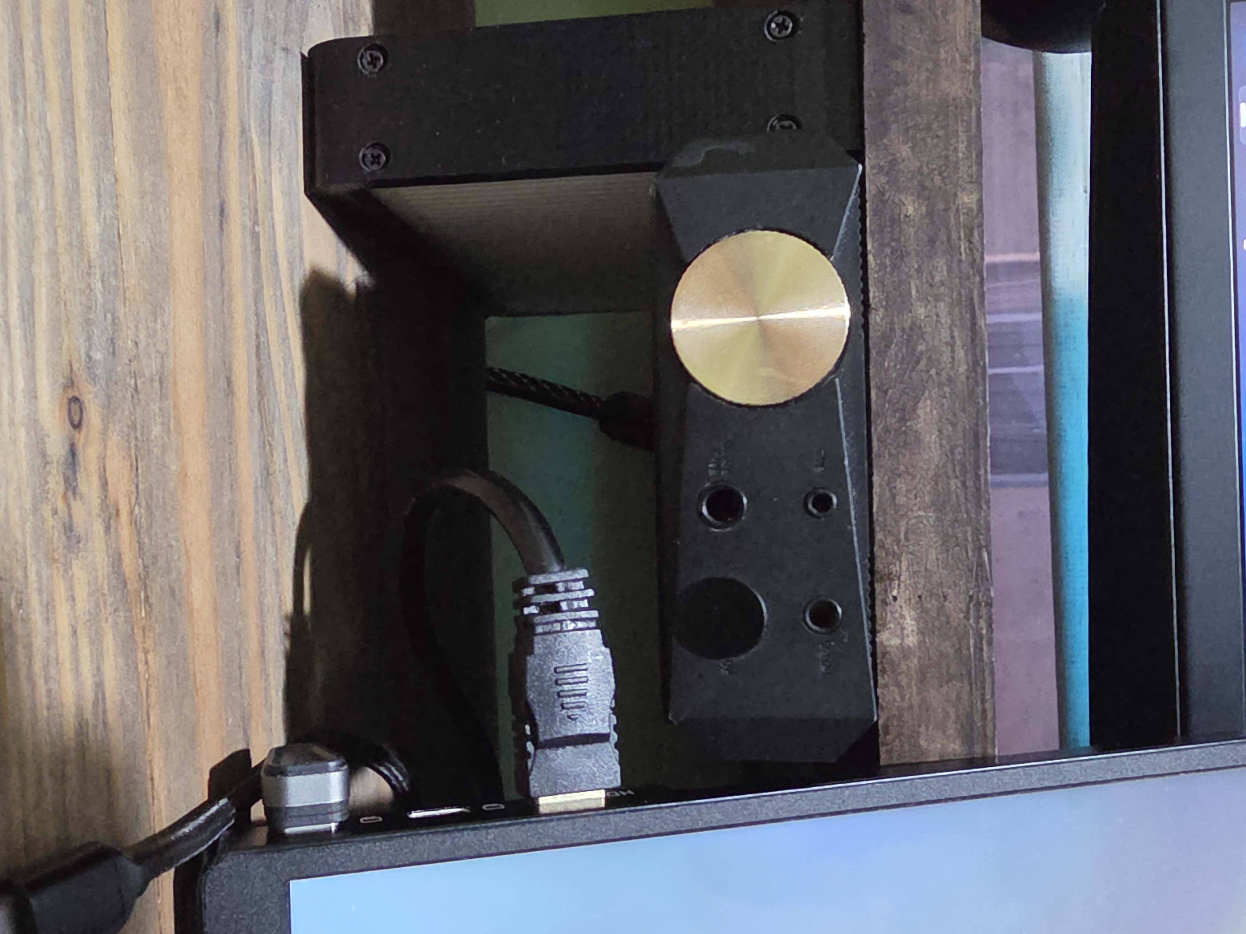 Fiio Q7 underdesk mount