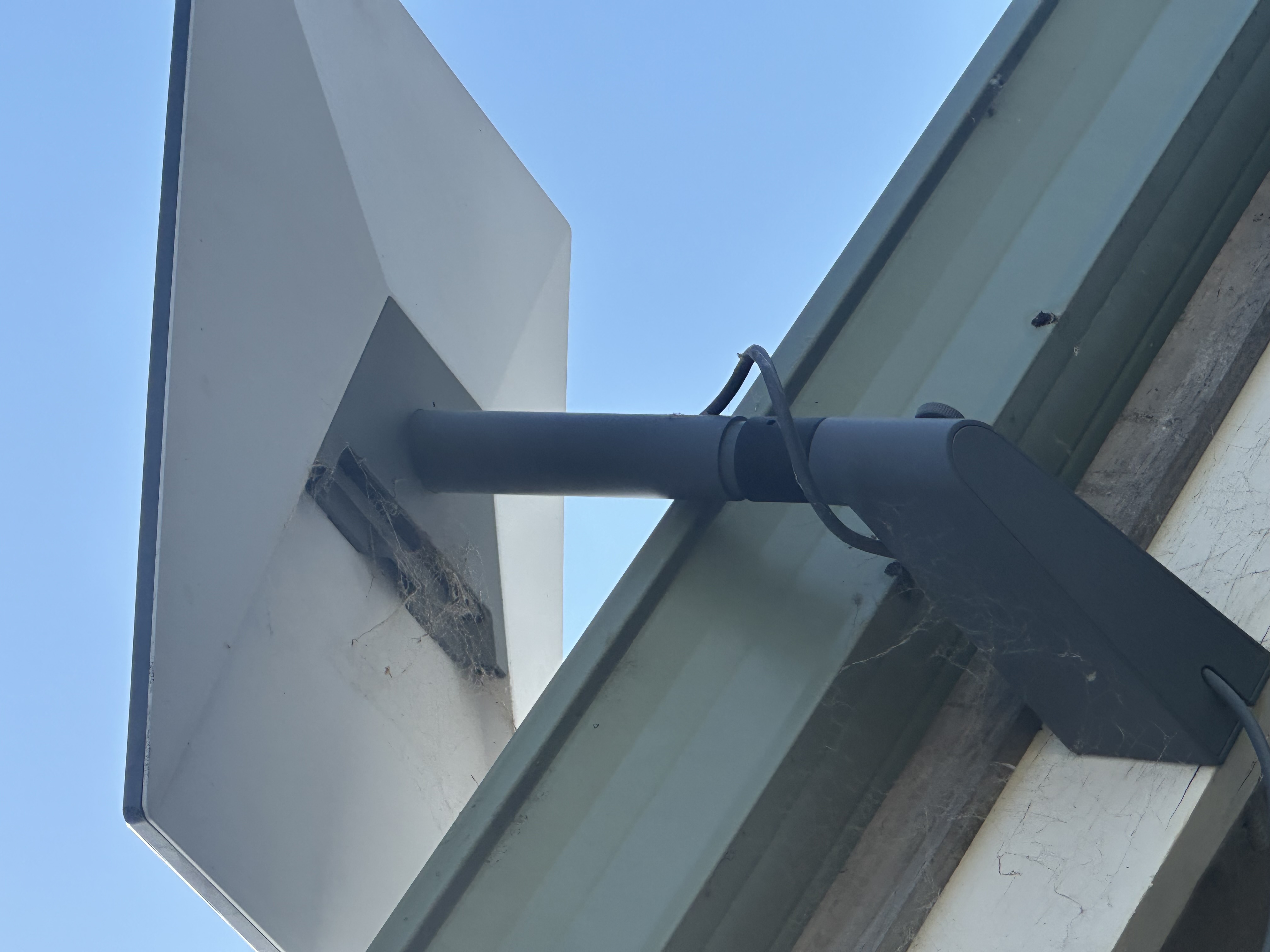 Starlink Gen 3 standard wall mount riser
