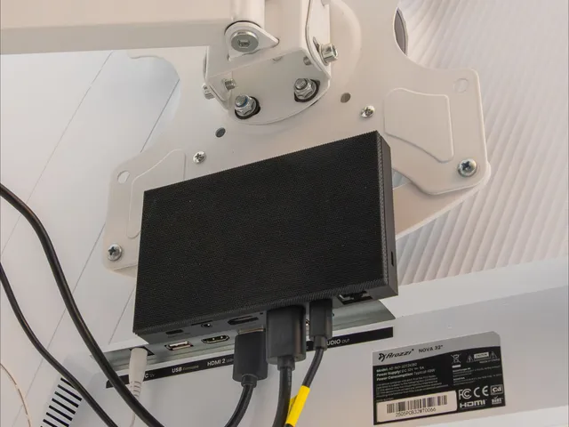 Mele 4C VESA bracket mount