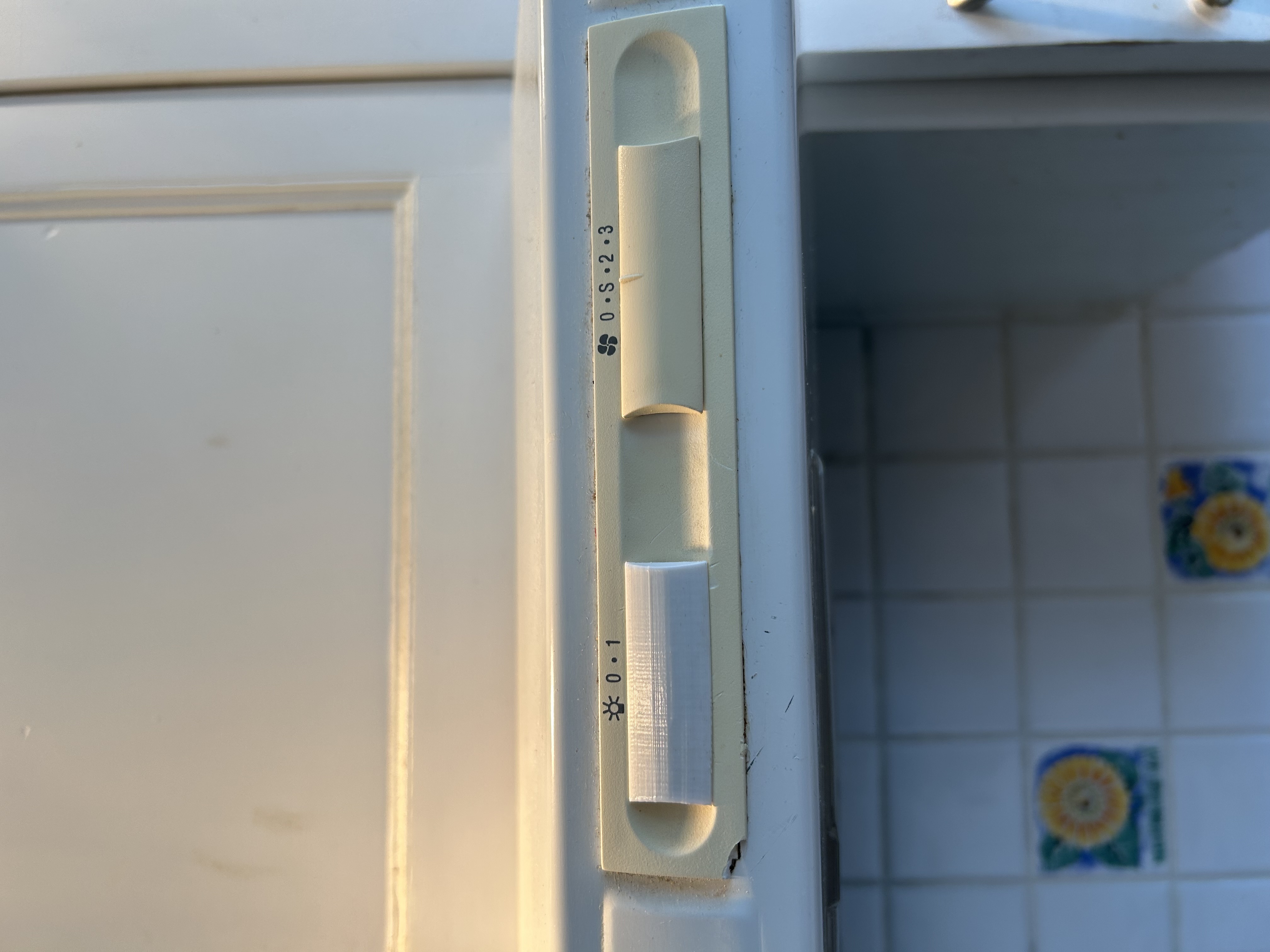 Kitchen extractor Switch replacement