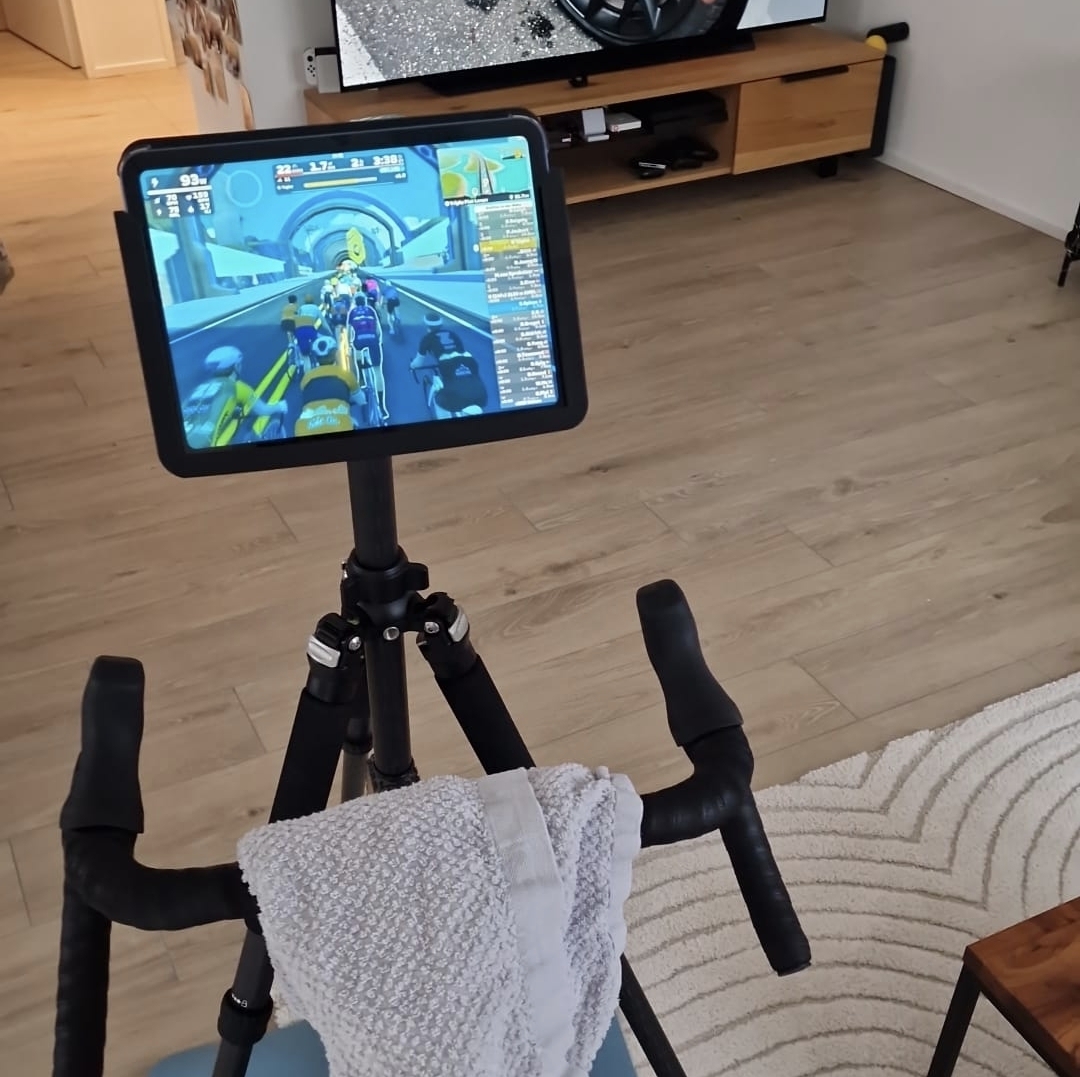 Tripod-IPad holder for Zwifties