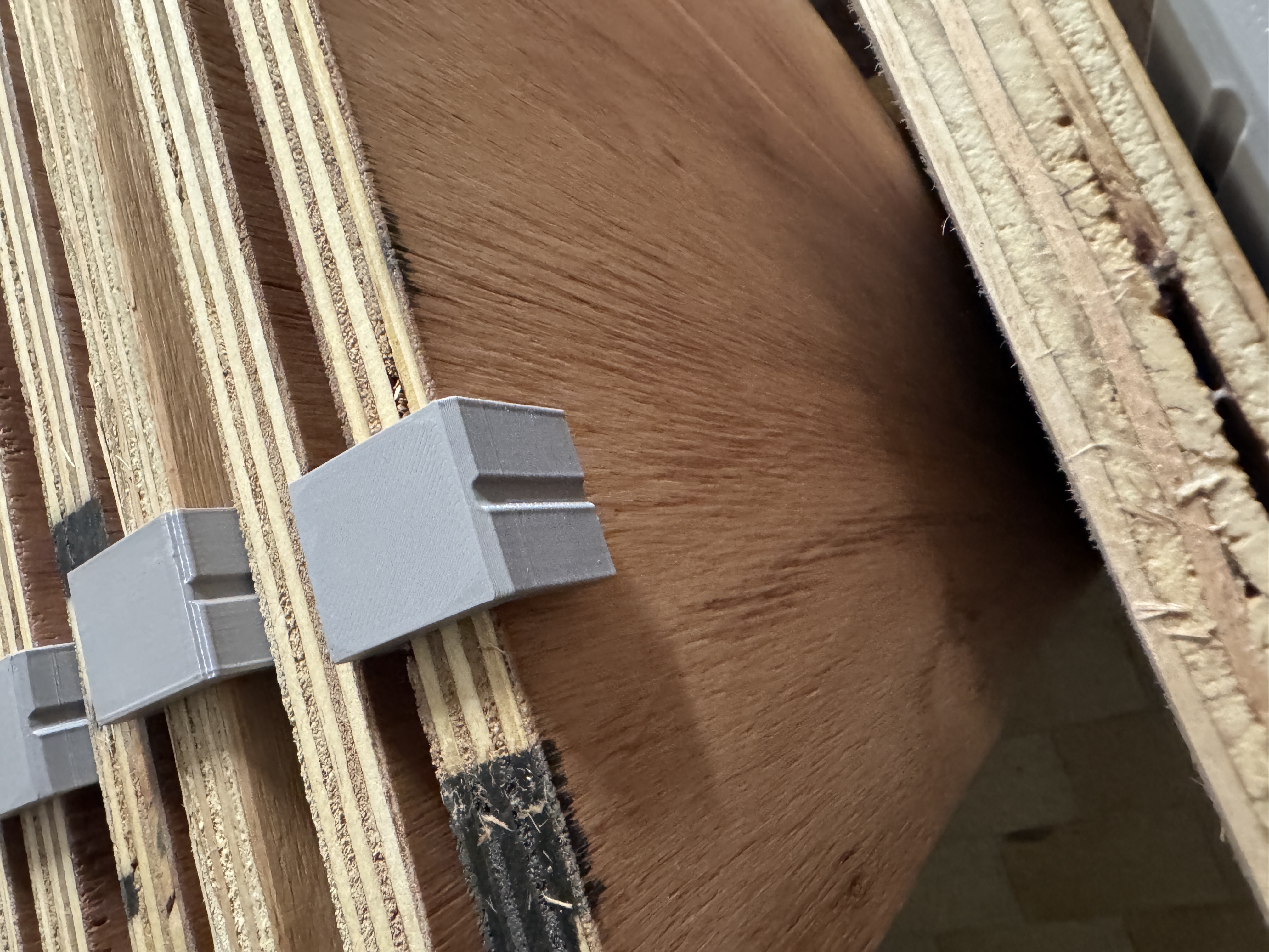21mm Panel Spacer Clip – Paint & Storage Separator