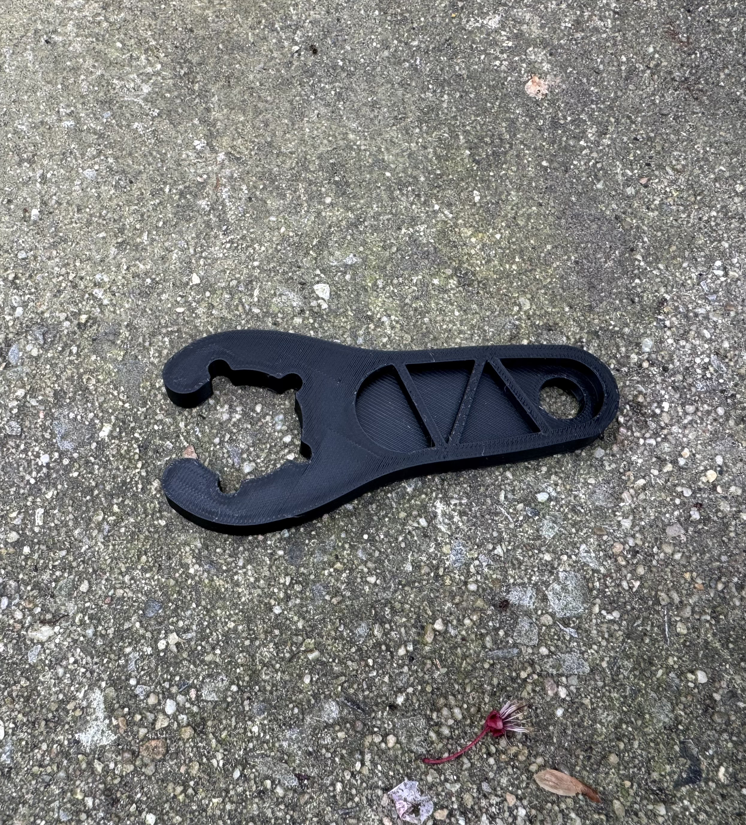 Propane gas bottle wrench
